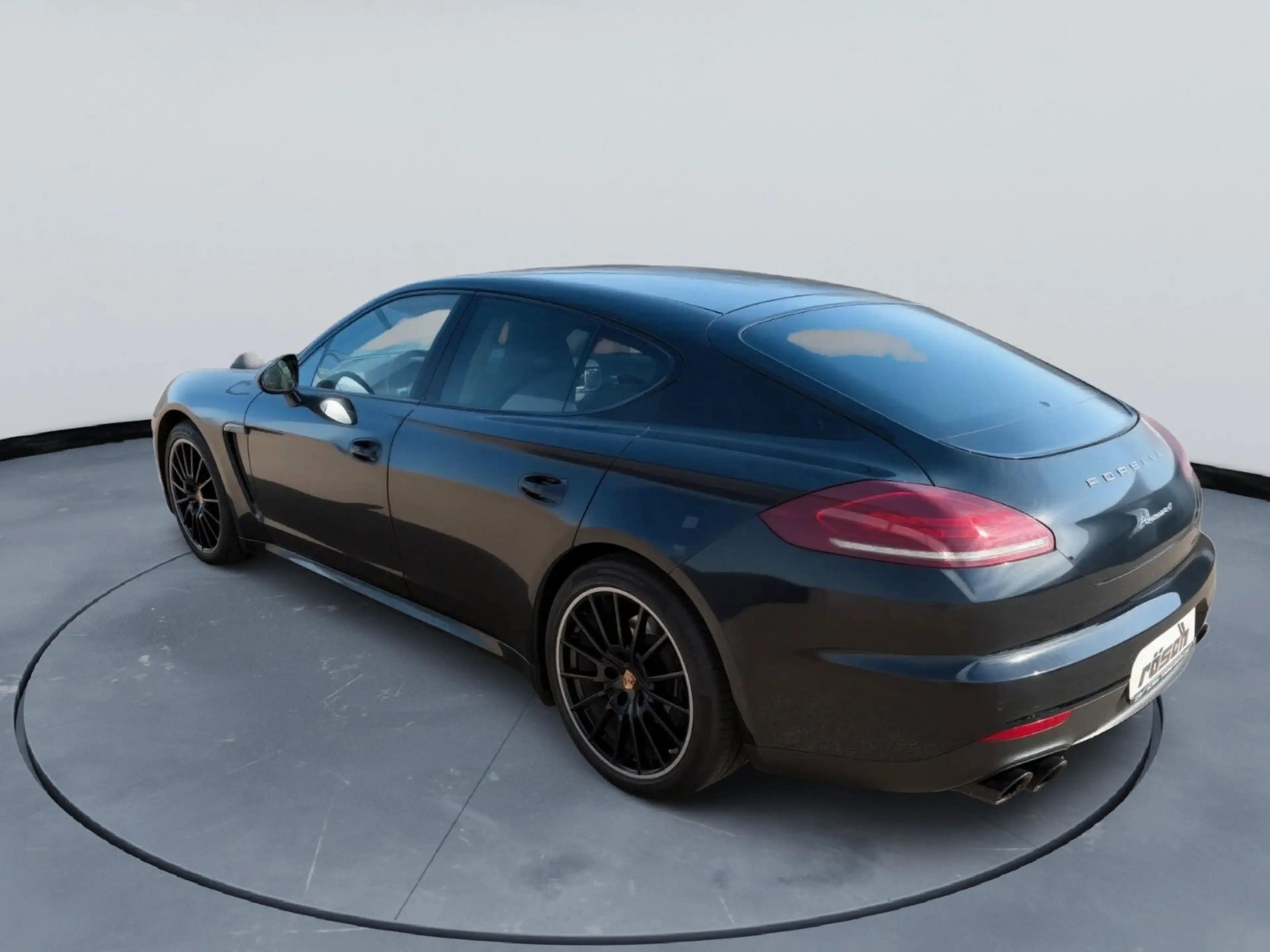 Porsche Panamera 4 Edition *BOSE* SITZH HI + VO TOP ZUST — photo 9