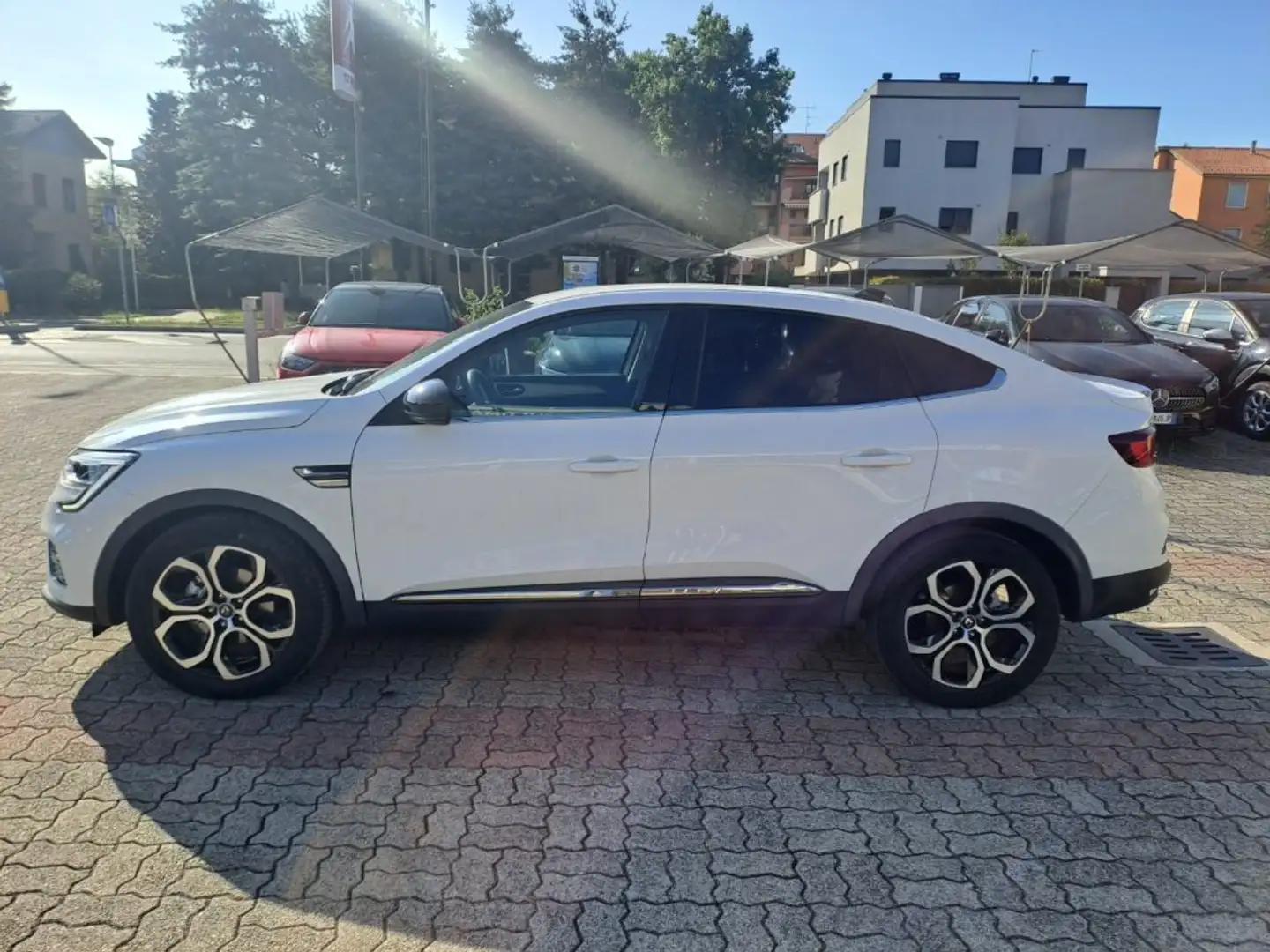 Renault Arkana Arkana Hybrid E-Tech 145 CV Intens Wit - 2