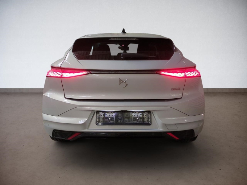 DS Automobiles DS 4 Etoile Alcantara AT Shz Navi Schiebedach — photo 4