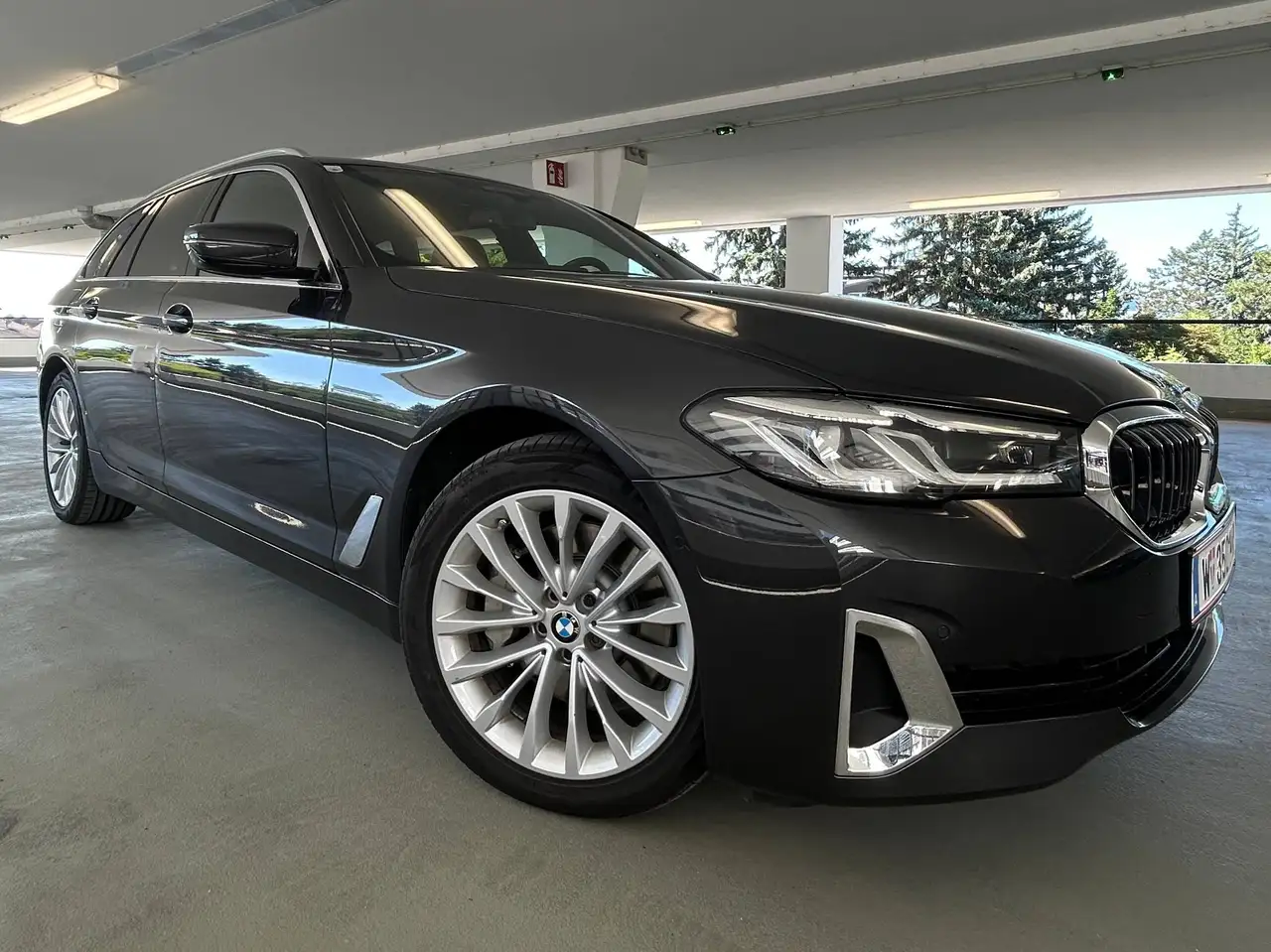 BMW 530