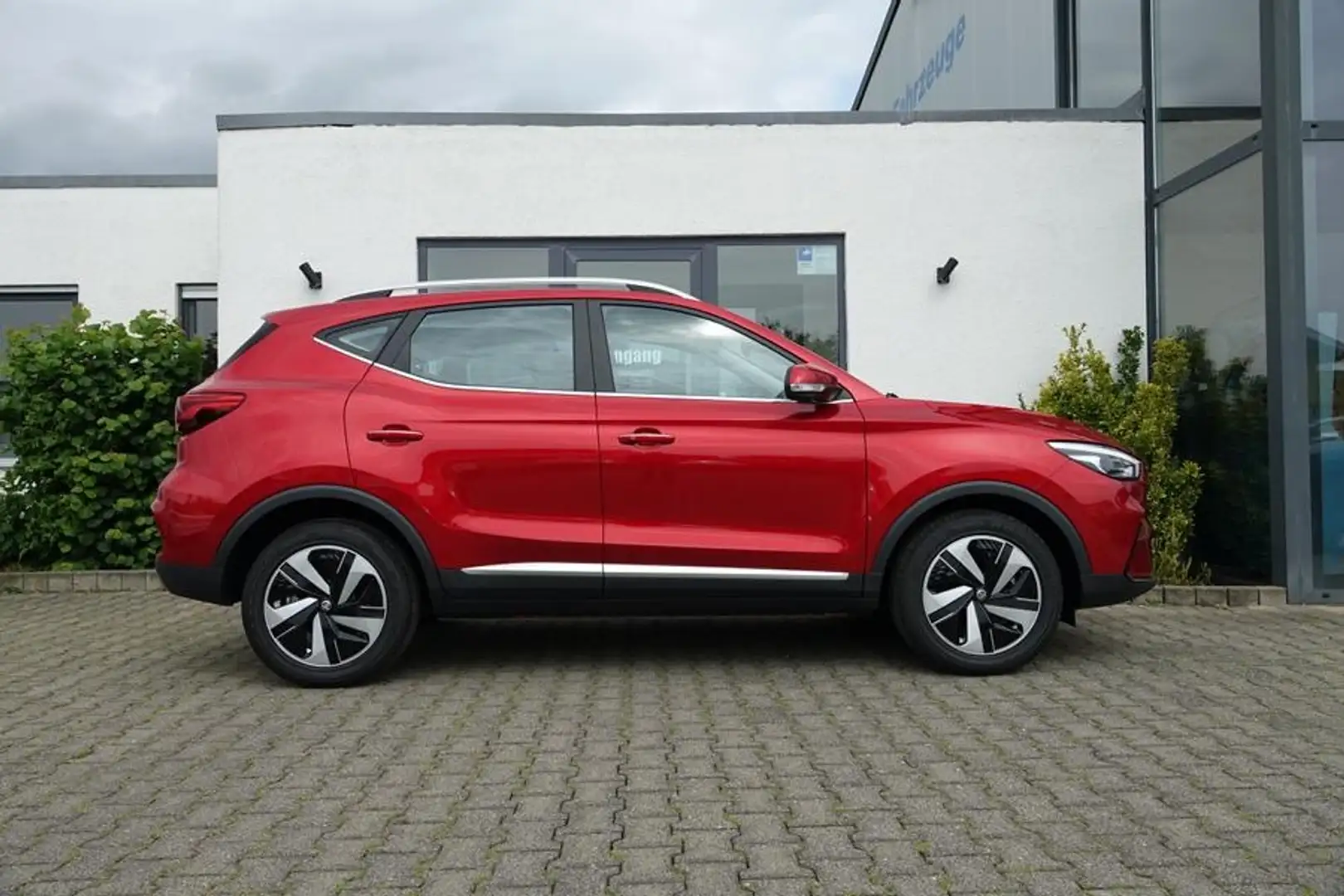 MG ZS EV LUXURY 50,3kWh 7JGarantie Leder/Pano/360°! Rot - 2