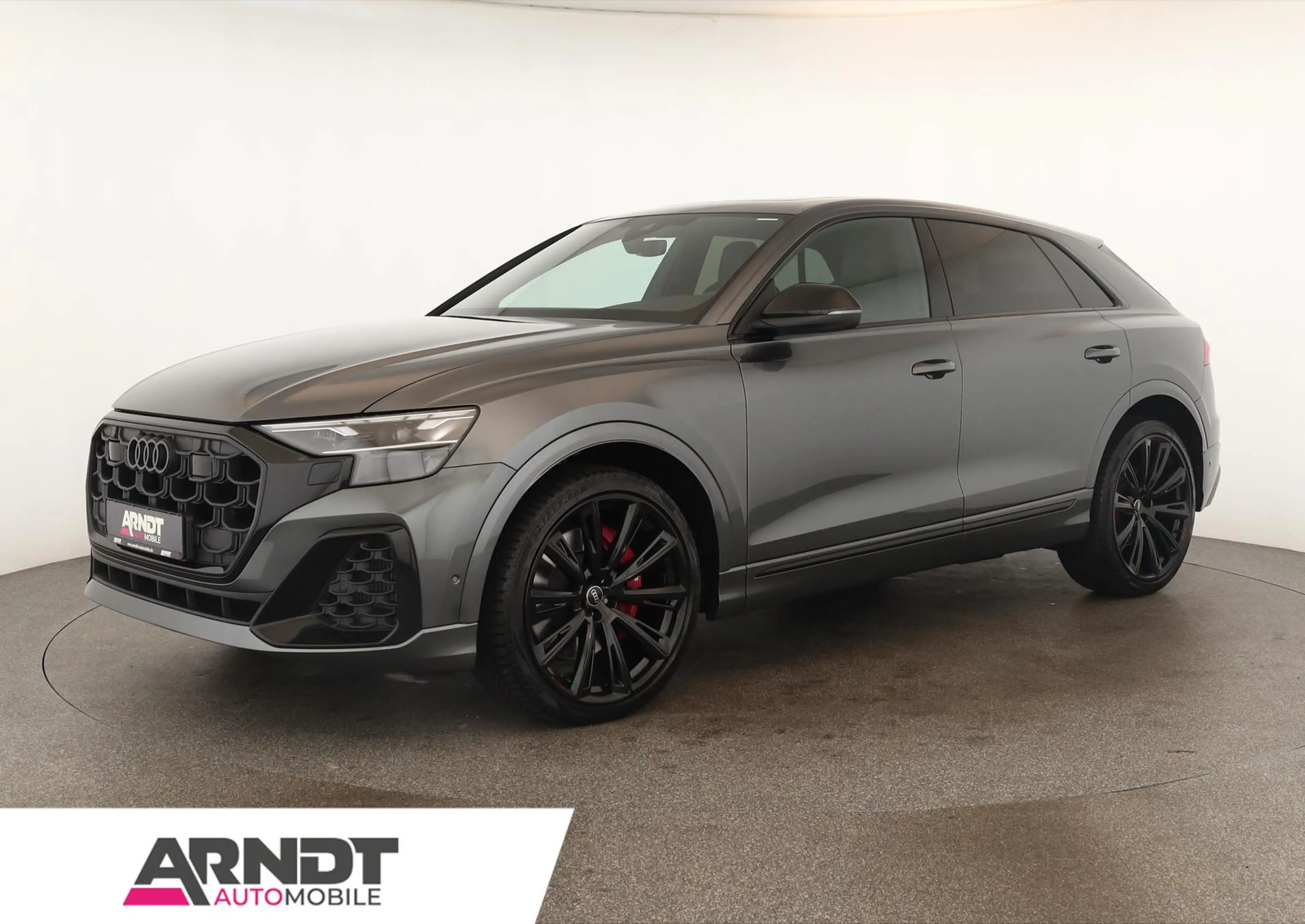 Audi SQ8 TFSI Facelift Leder Matrix Pano BangO ACC 23