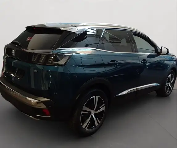 Peugeot 3008 view 3
