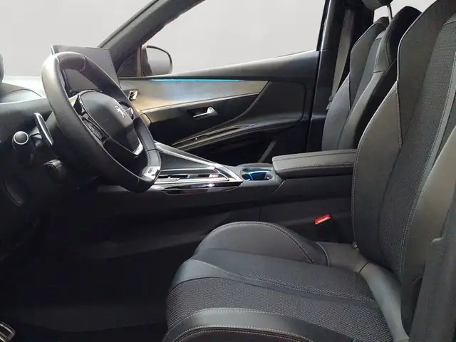 Peugeot 3008 view 8