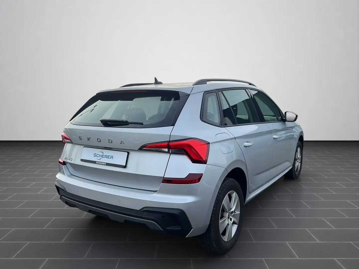 Skoda Kamiq Selection 1.0 TSI DSG KAMERA PACC Silber - 2