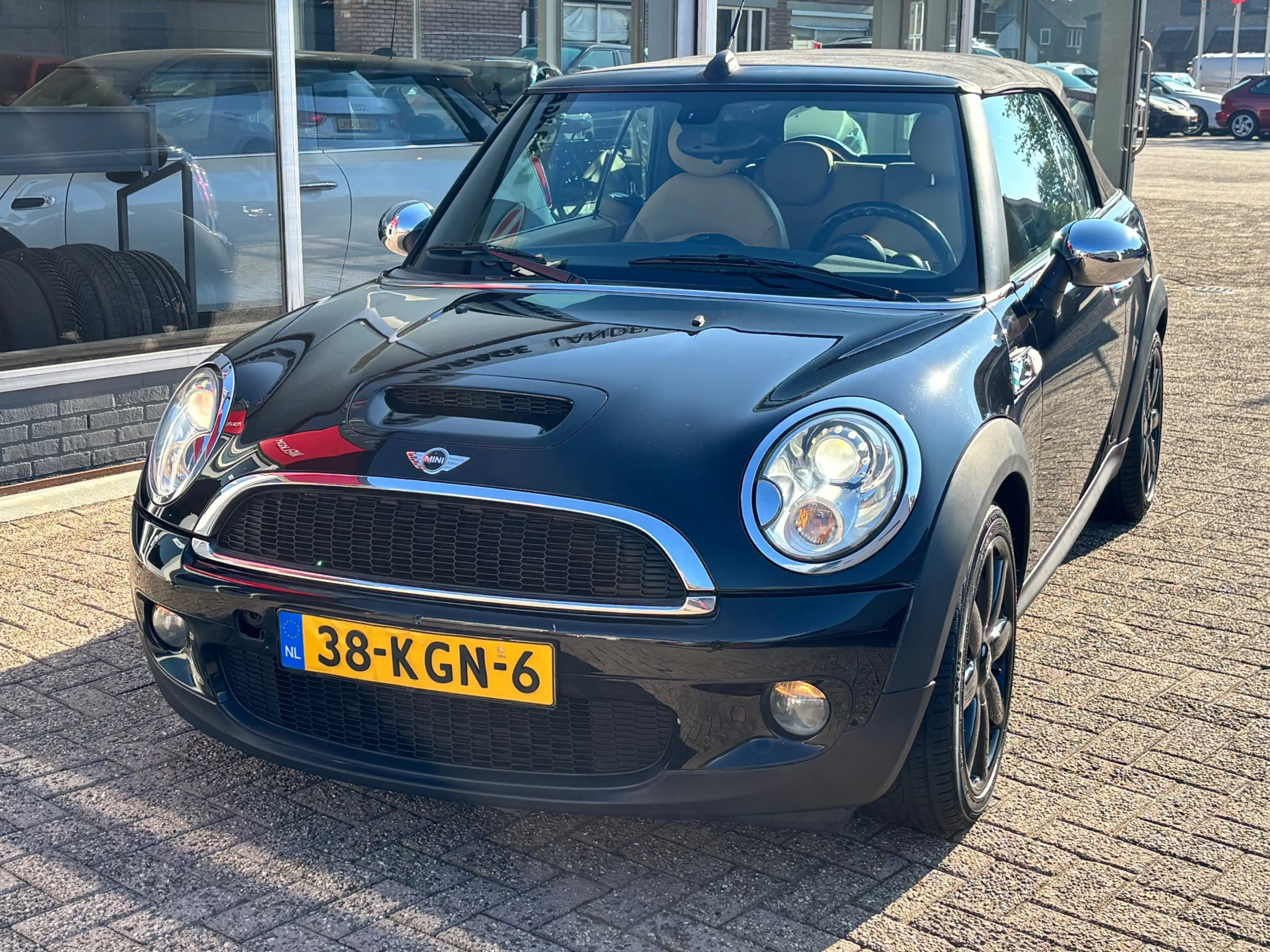 MINI Cooper S Cabrio 1.6 Cabrio Chili 175pk Automaat — photo 25