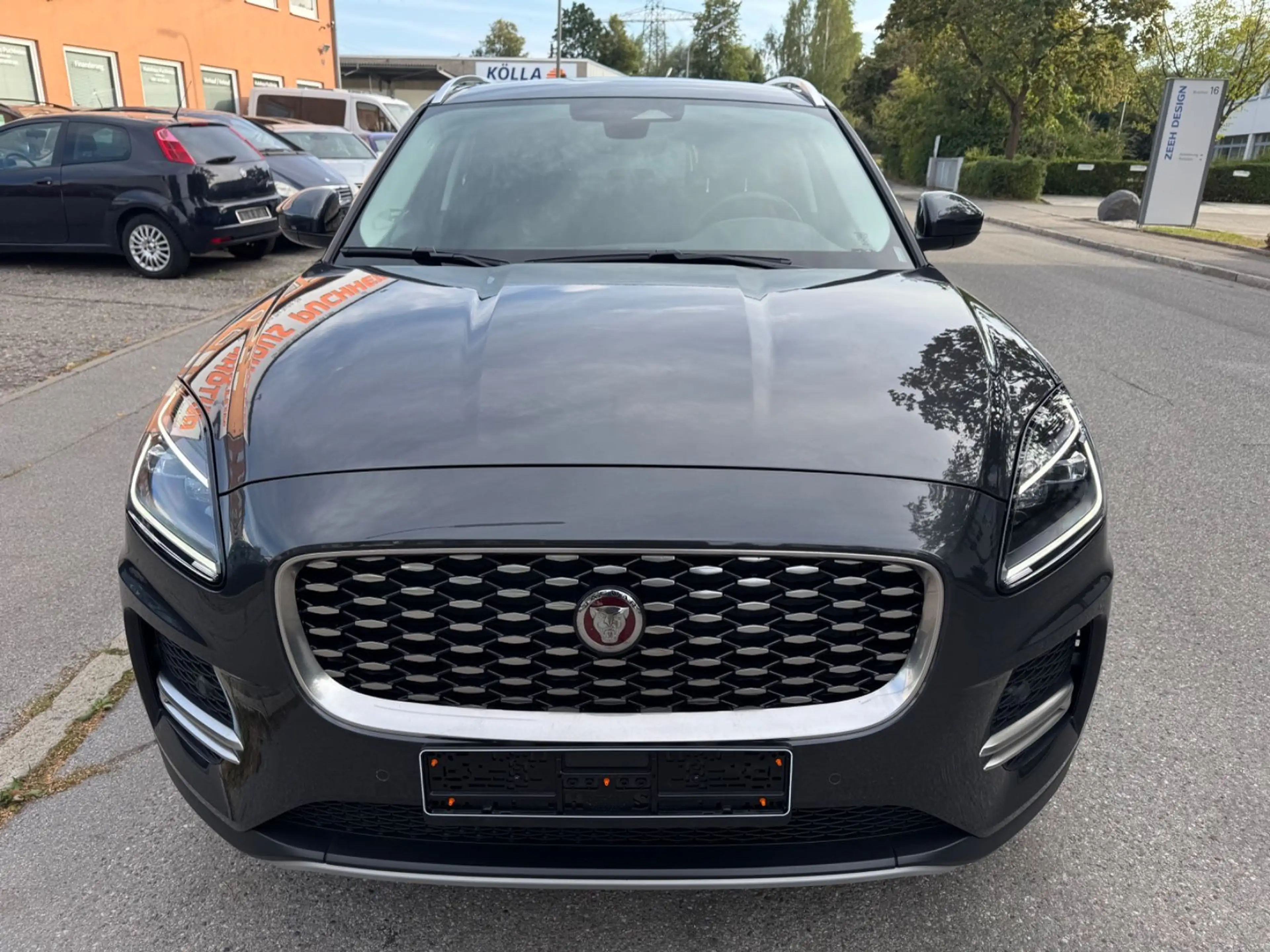 Jaguar E-Pace P200 SE/AWD/LED/ACC/Leder/360°/Key/Pano — photo 9