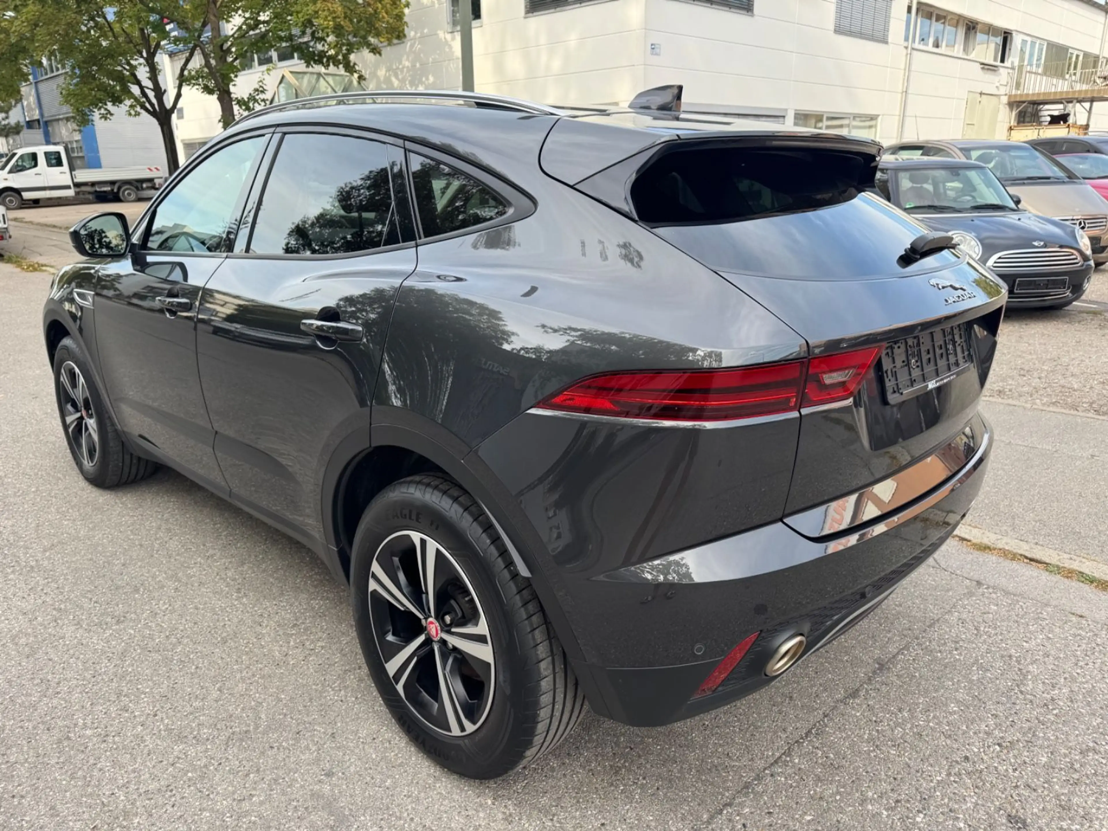 Jaguar E-Pace P200 SE/AWD/LED/ACC/Leder/360°/Key/Pano — photo 5