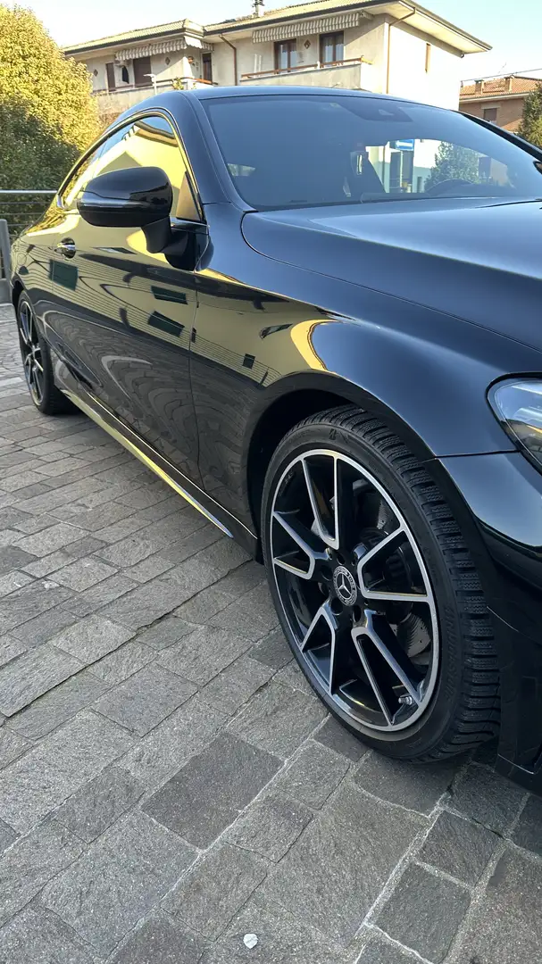 Mercedes-Benz C 200 Coupe eq-boost Sport auto - 2