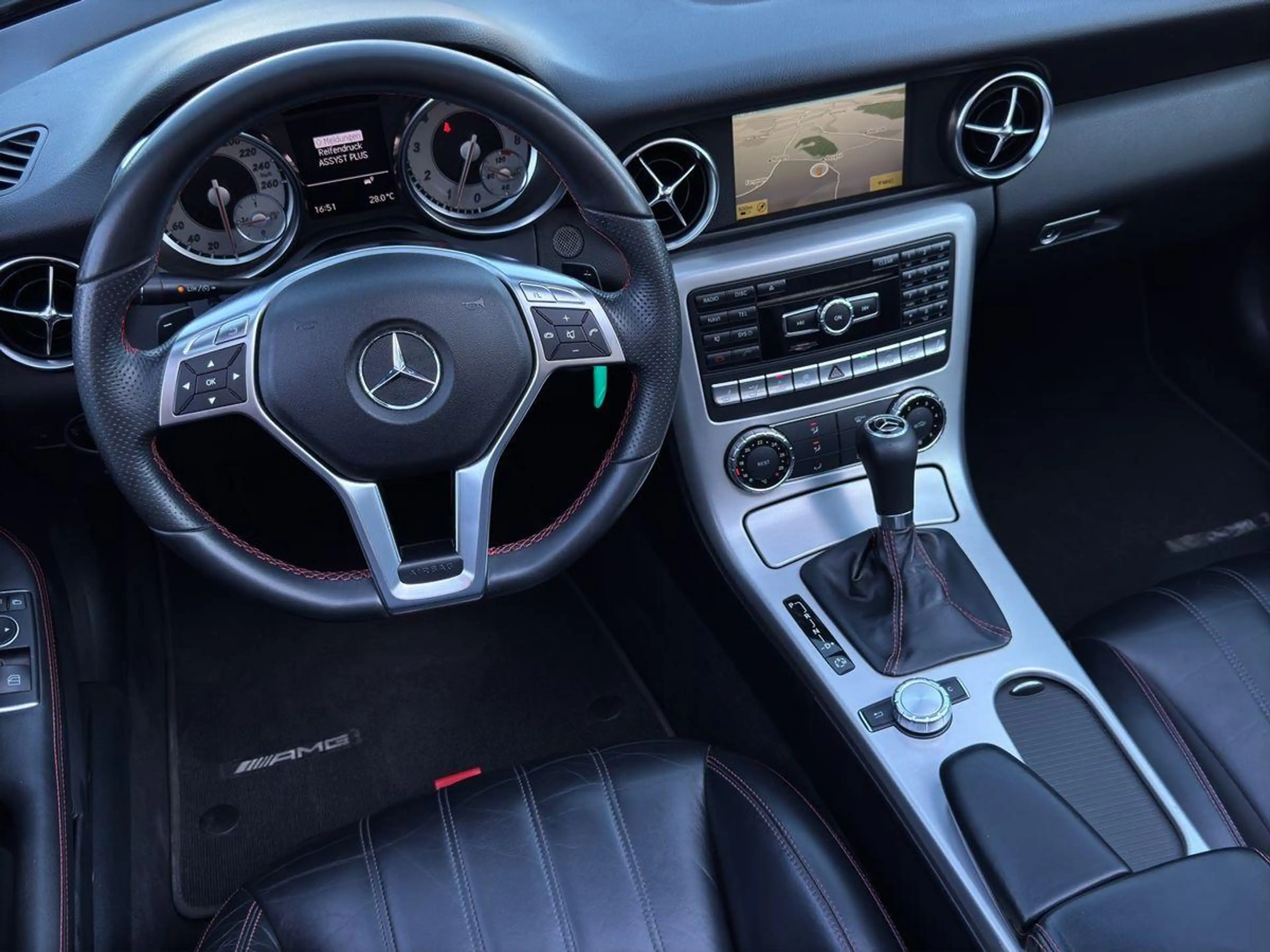 Mercedes-Benz SLK 250 AMG ILS H/K Bi-Xenon Airscarf Leder 2Hd — photo 15
