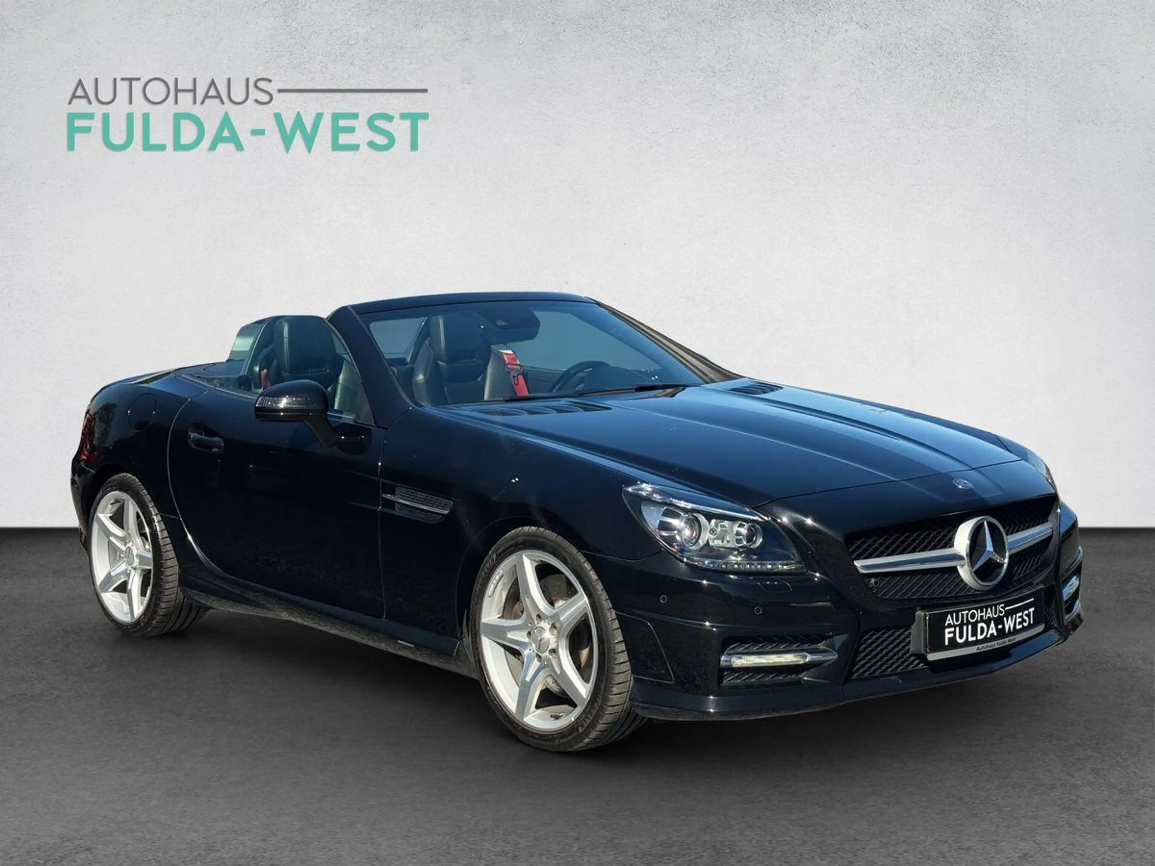 Mercedes-Benz SLK 250 AMG ILS H/K Bi-Xenon Airscarf Leder 2Hd — photo 2