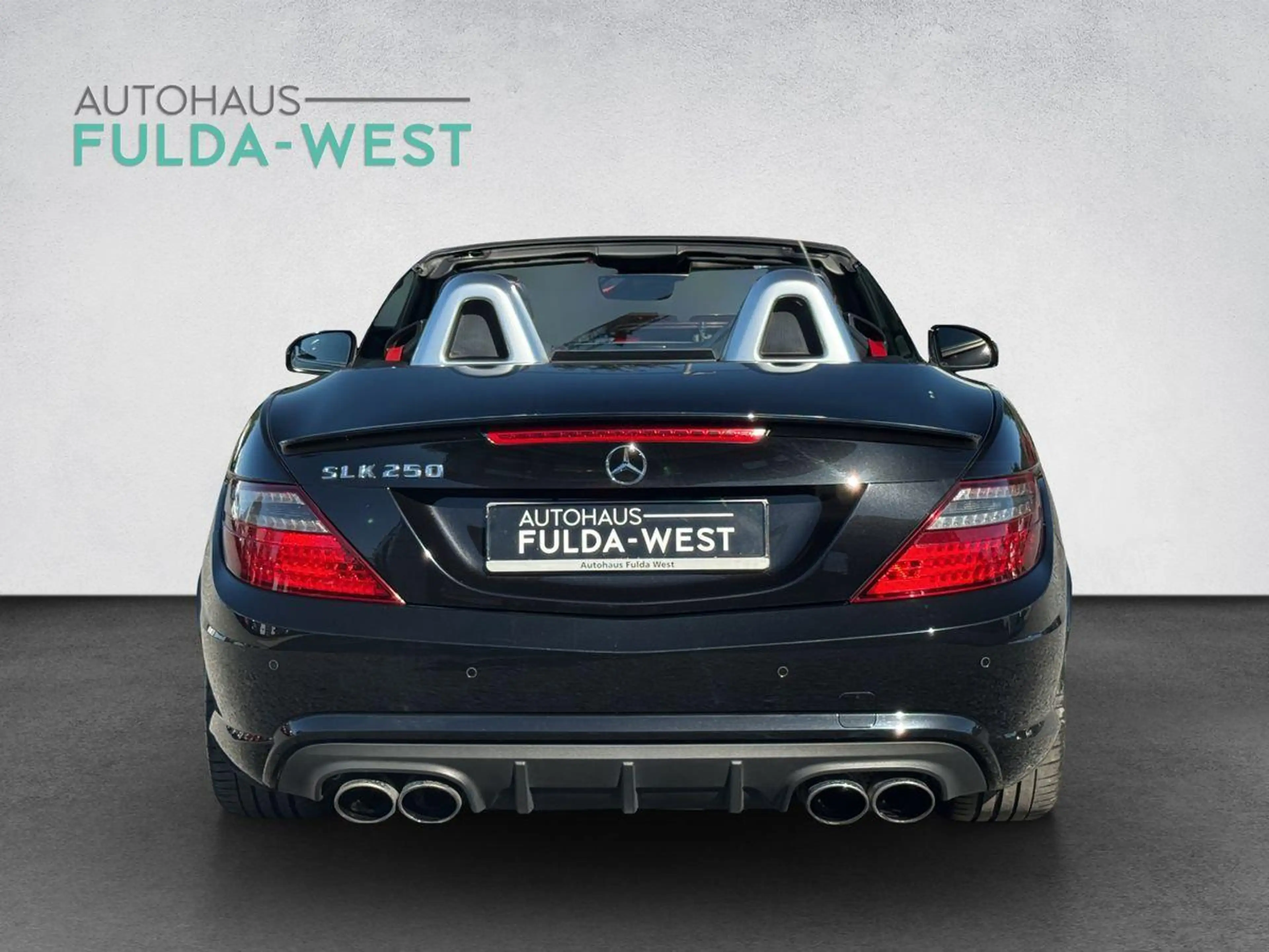 Mercedes-Benz SLK 250 AMG ILS H/K Bi-Xenon Airscarf Leder 2Hd — photo 7