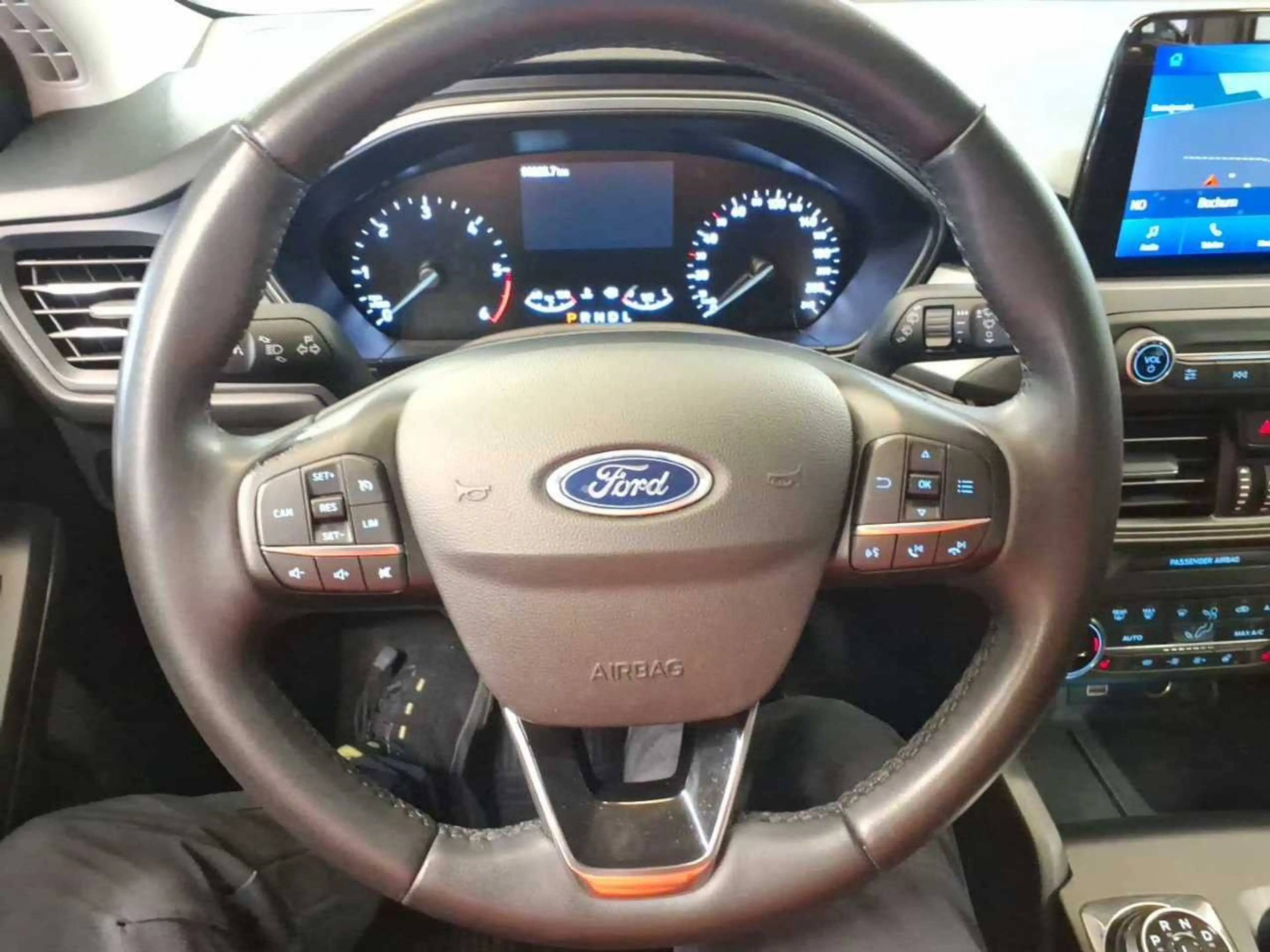 Ford Focus FOCUS TURNIER TITANIUM LED CARPLAY WINTER-PAKET — photo 9