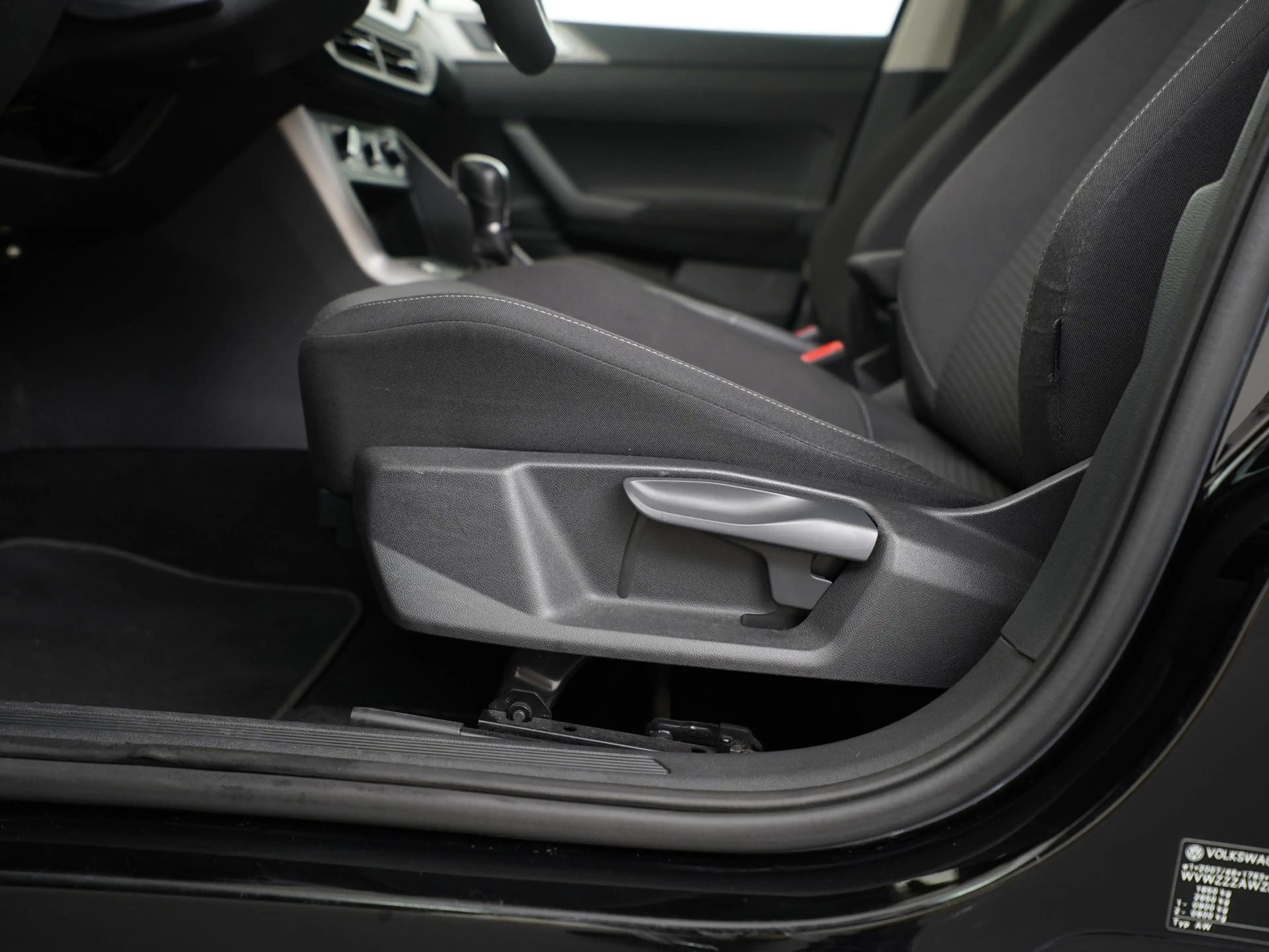 Volkswagen Polo 1.0 TSI Comfortline DSG | Navigatie | Parkeersenso — photo 29