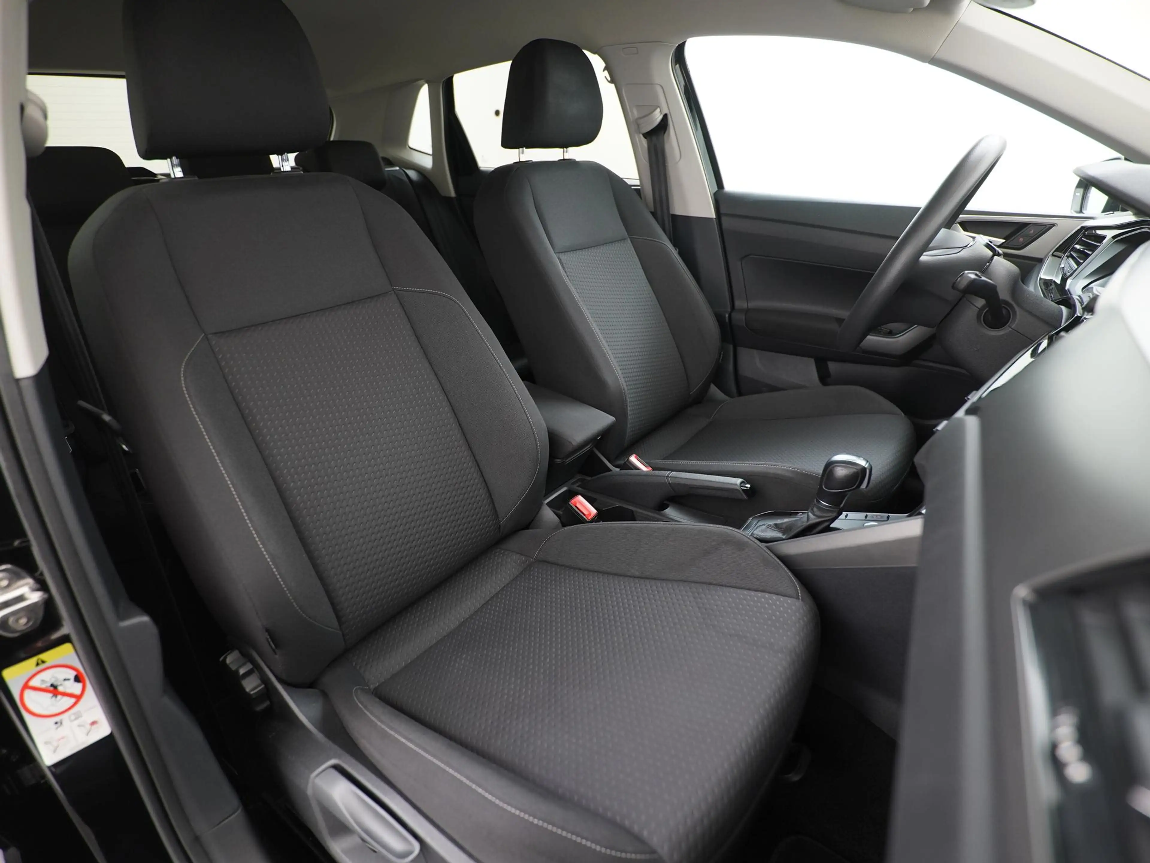 Volkswagen Polo 1.0 TSI Comfortline DSG | Navigatie | Parkeersenso — photo 26