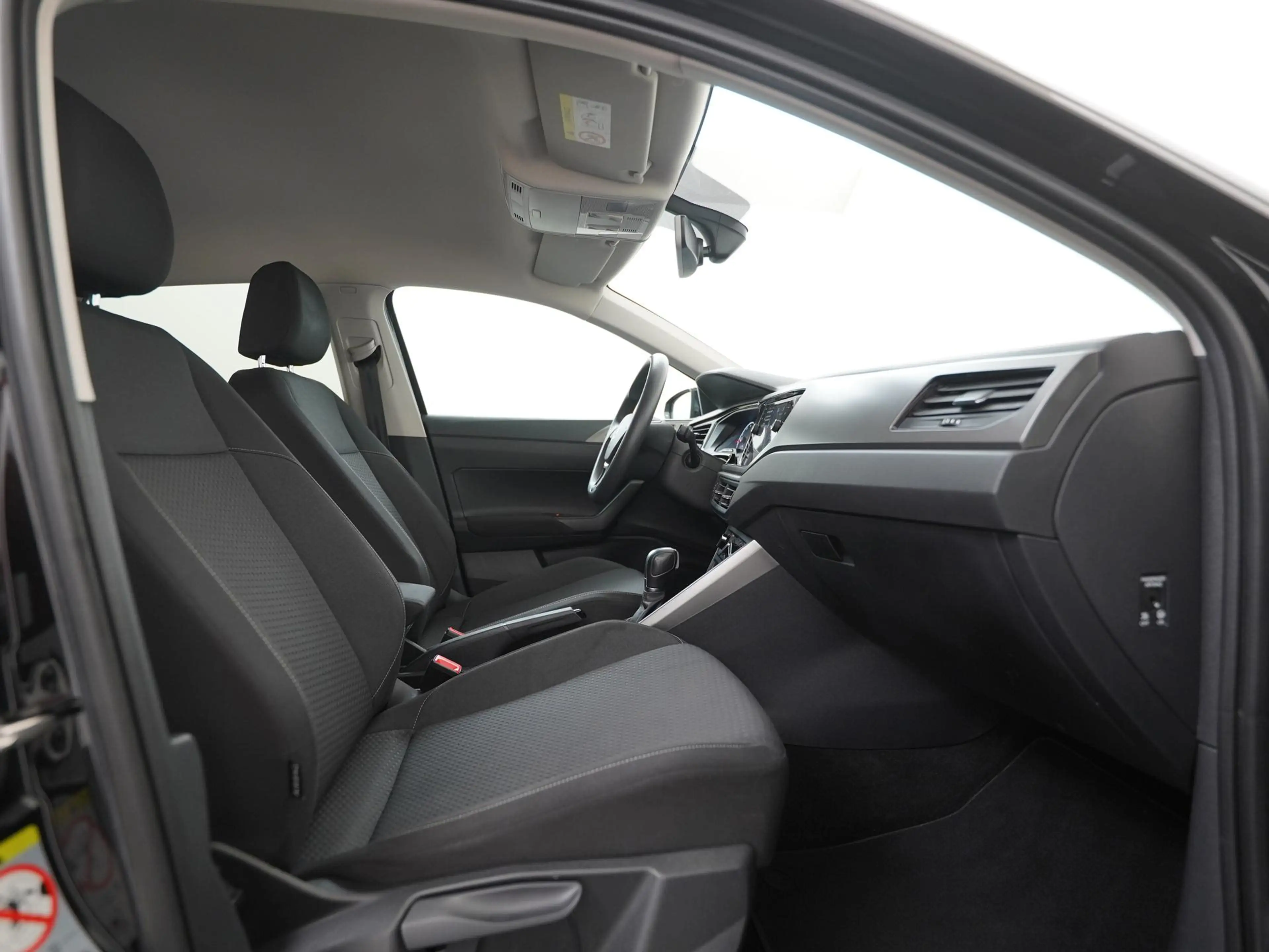 Volkswagen Polo 1.0 TSI Comfortline DSG | Navigatie | Parkeersenso — photo 3