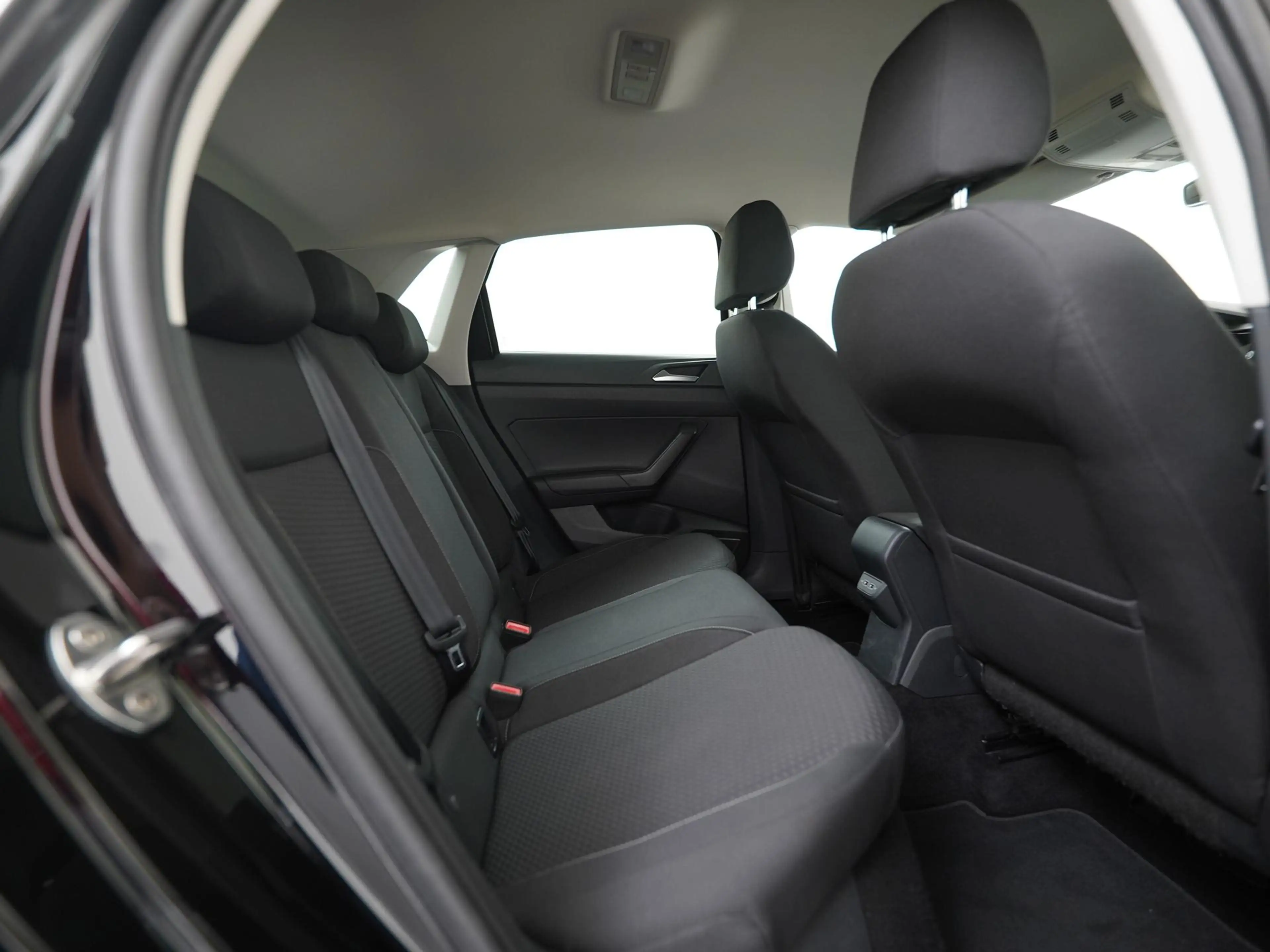 Volkswagen Polo 1.0 TSI Comfortline DSG | Navigatie | Parkeersenso — photo 24