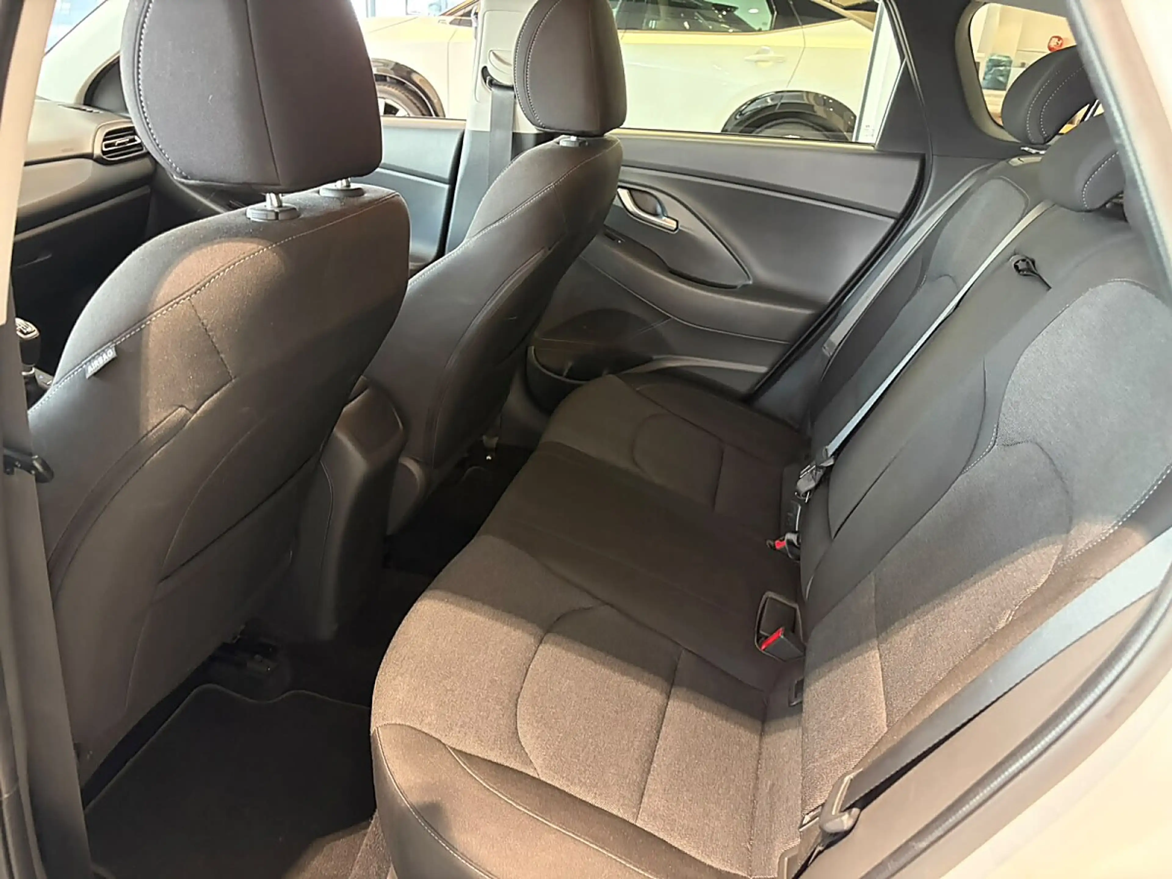 Hyundai i30 CW 1,6 CRDi Feel Good — photo 6