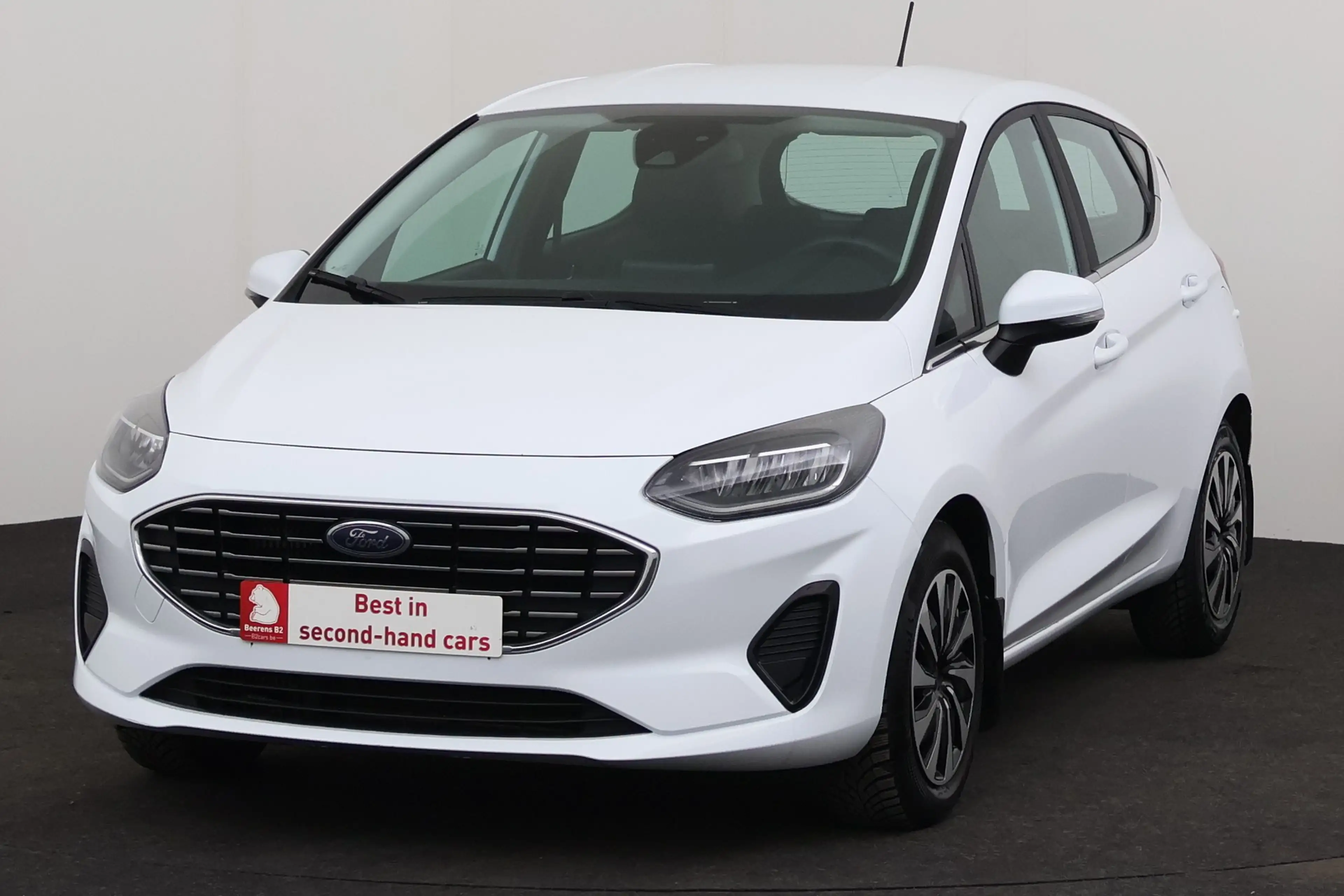 Ford Fiesta 1.0 MHEV TITANIUM + PDC + CRUISE