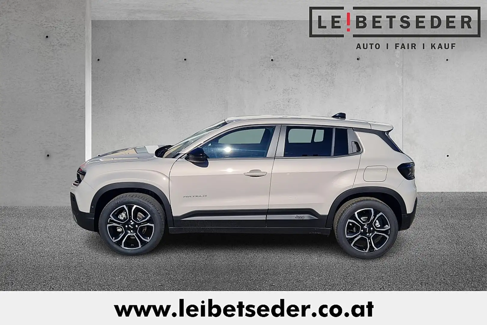 Jeep Avenger 1.2 e-Hybrid Summit e-DCT6 Beżowy - 2