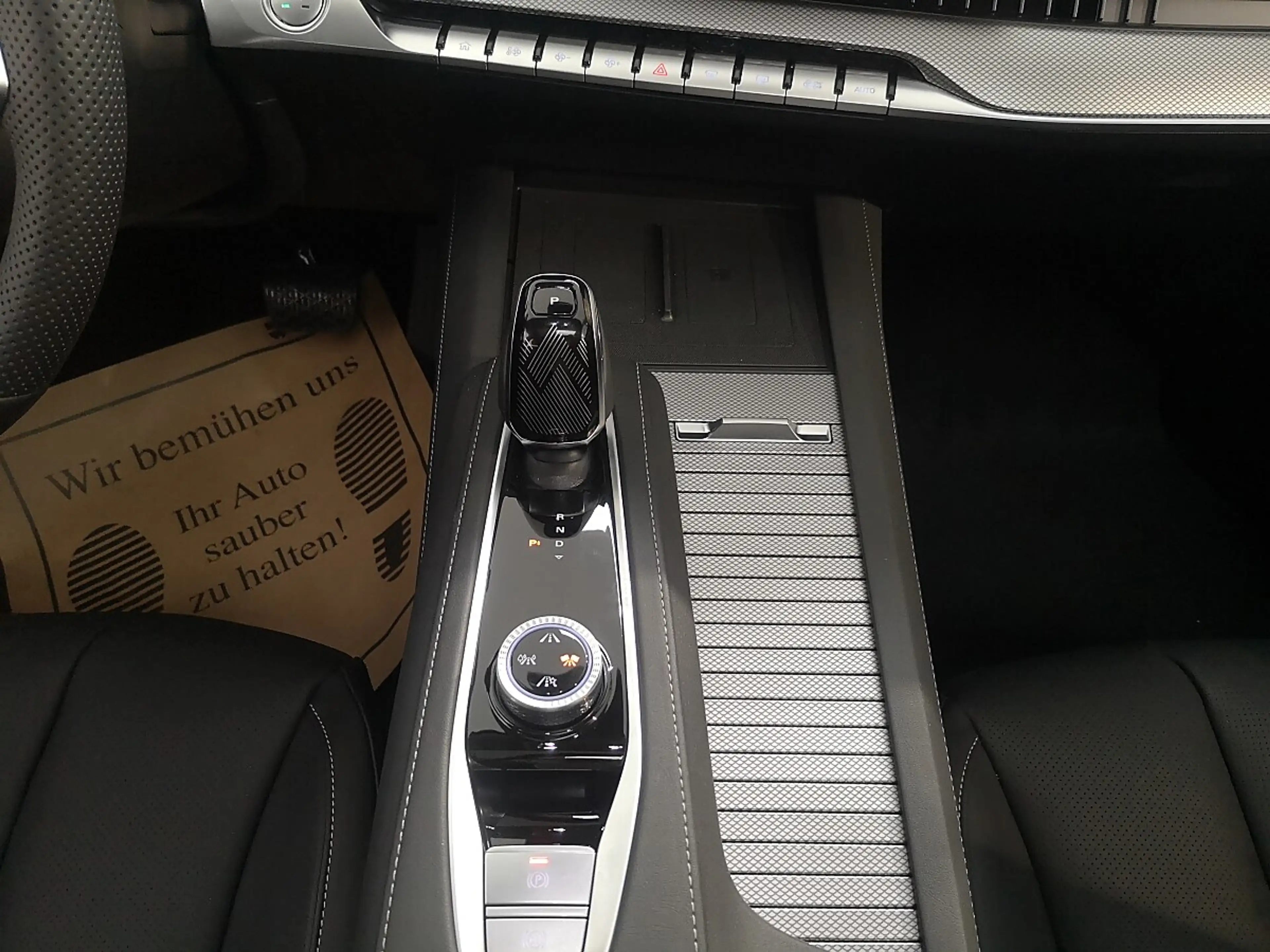 MG MGS9 1,5 PHEV Premium *JETZT VERFÜGBAR* — photo 13