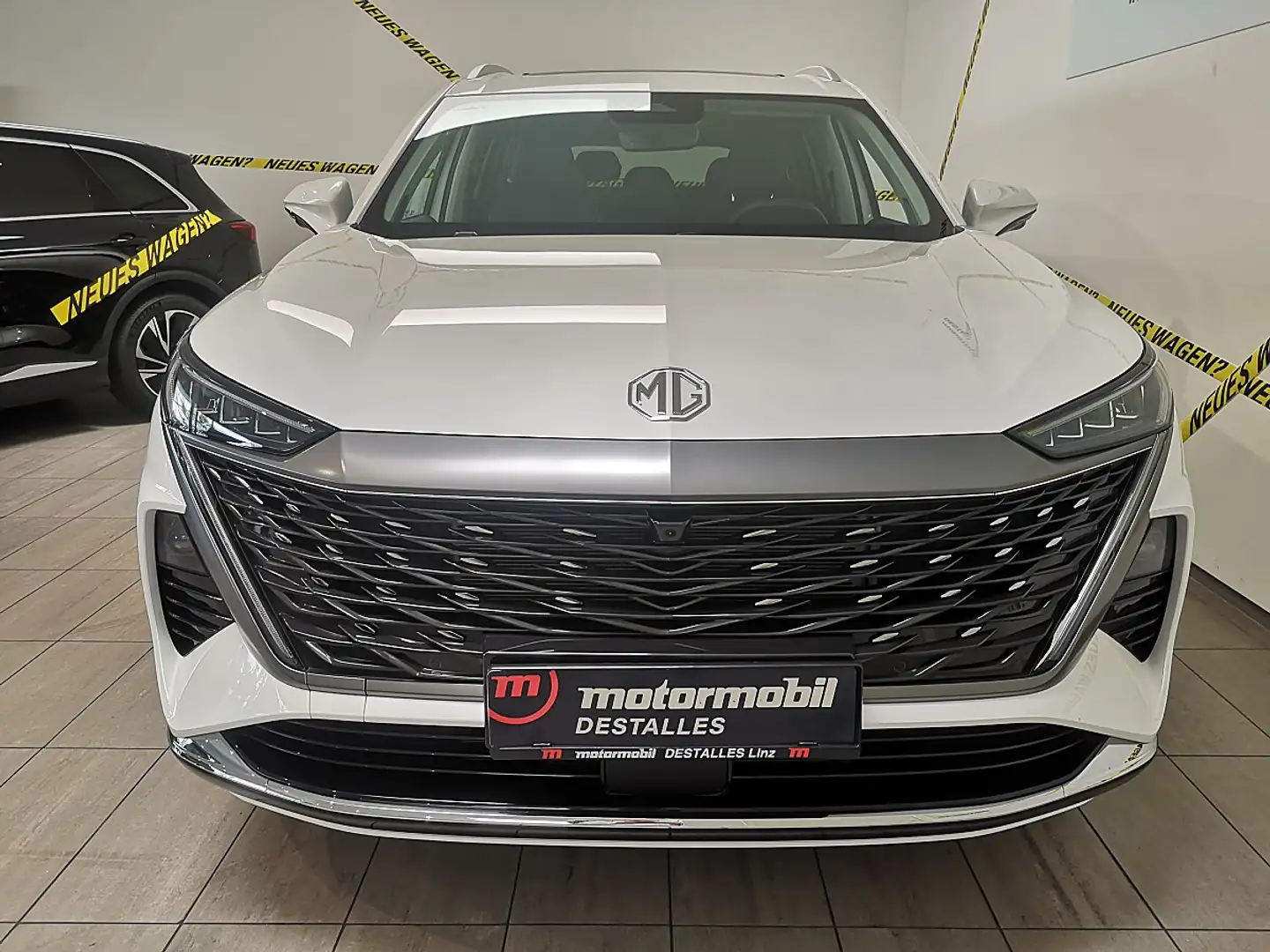 MG MGS9 1,5 PHEV Premium *Vorführwagen - 37.840€ für Ge... Weiß - 2