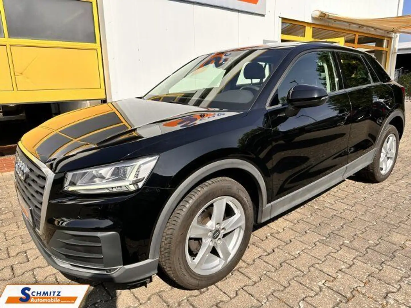 Audi Q2 35TFSI Navi/LED/Panodach/R-Cam/Standhzg/ACC Noir - 2