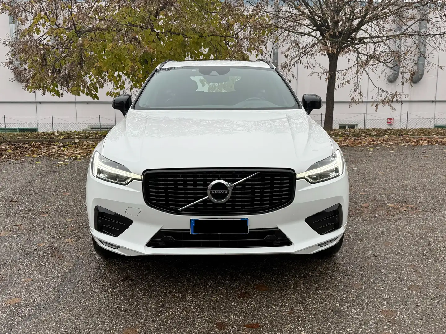 Volvo XC60 2.0 b4 R-design awd auto my20 Bianco - 2