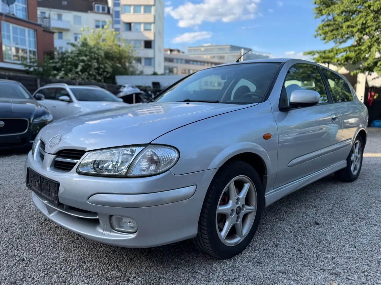 Nissan Almera Visia 1.5/KLIMA/SERVO/ALU/MOTOR-GUT/EURO4 Argent - 2