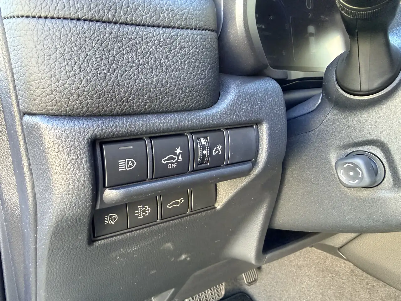 Toyota Land Cruiser Land Cruiser 2.8 D-4D Mild-Hybrid A/T Exe 10