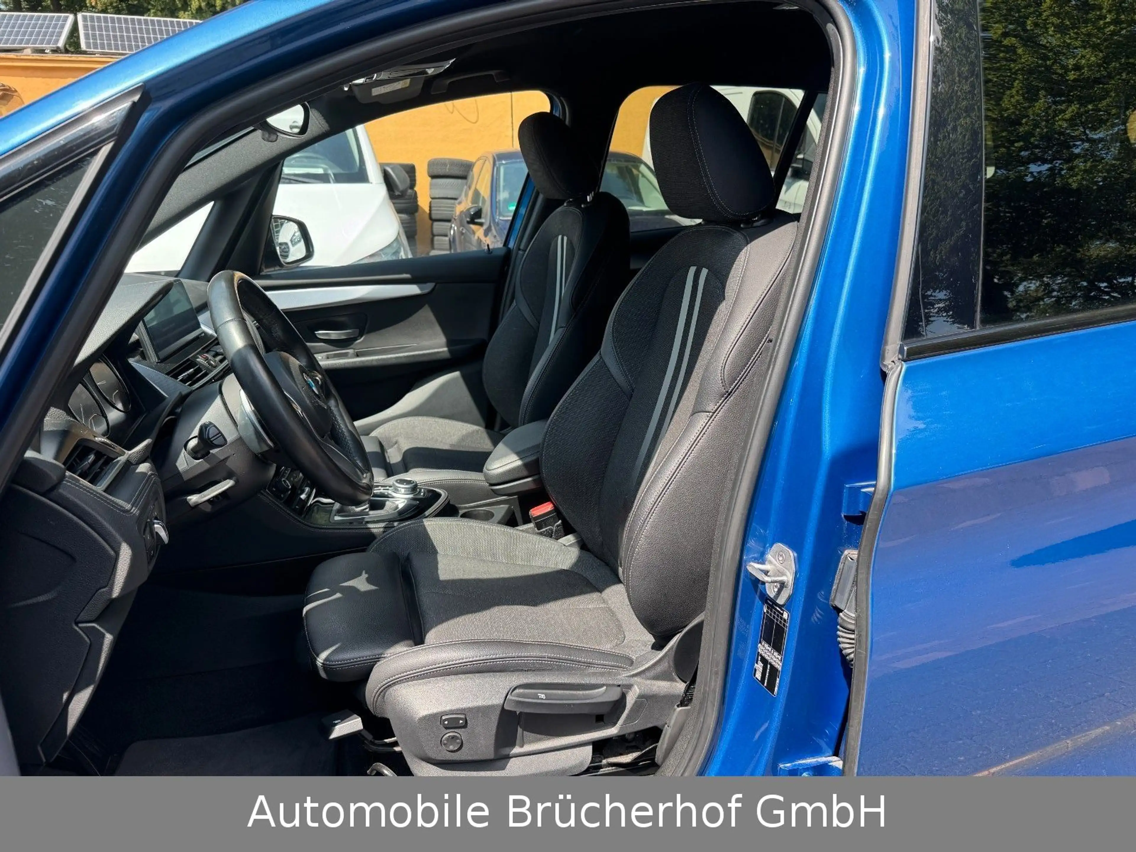 BMW 220 i Gran Tourer M Sport LED/Kam/HUD/AHK/NaviPro — photo 9