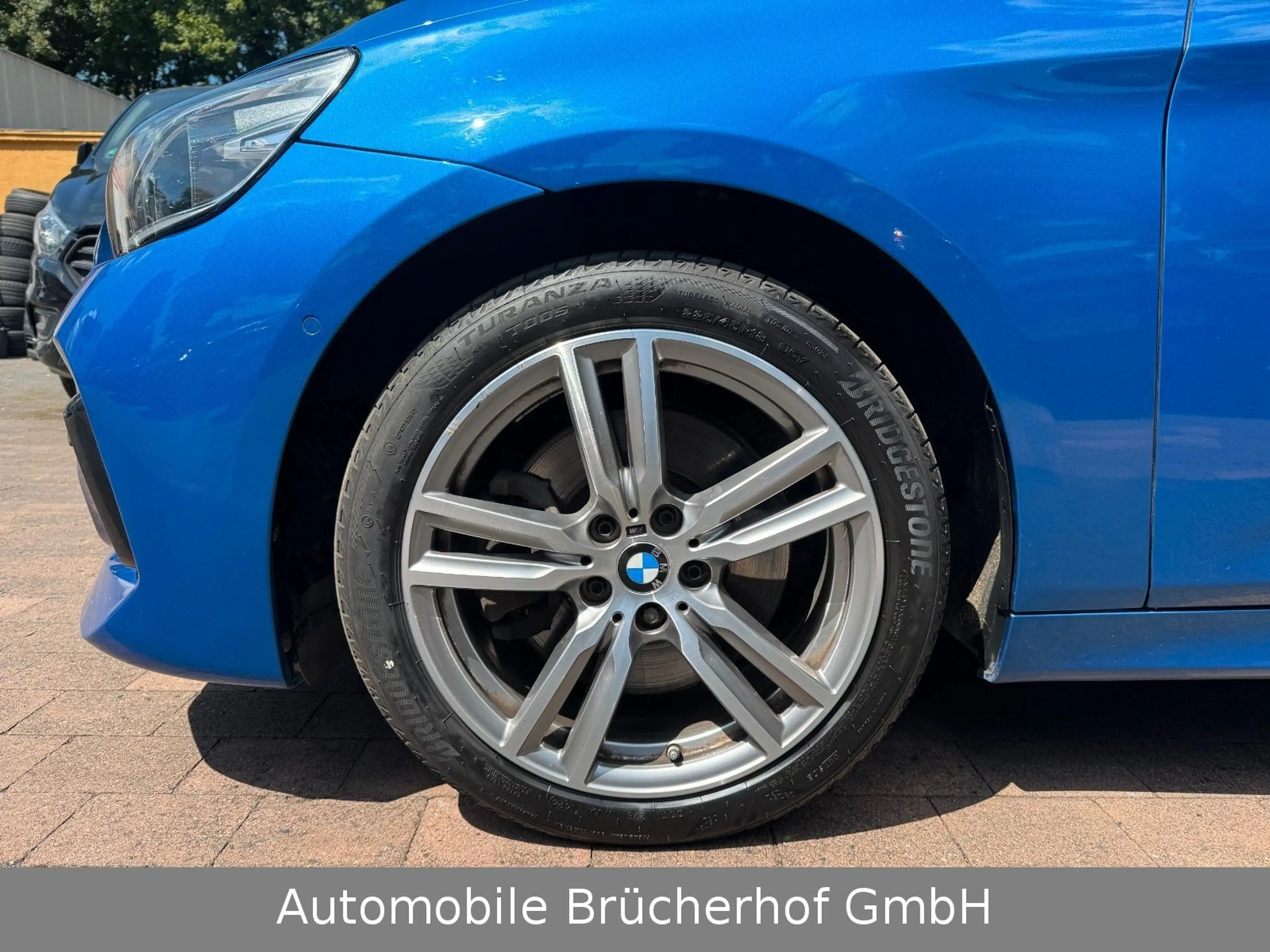 BMW 220 i Gran Tourer M Sport LED/Kam/HUD/AHK/NaviPro — photo 4