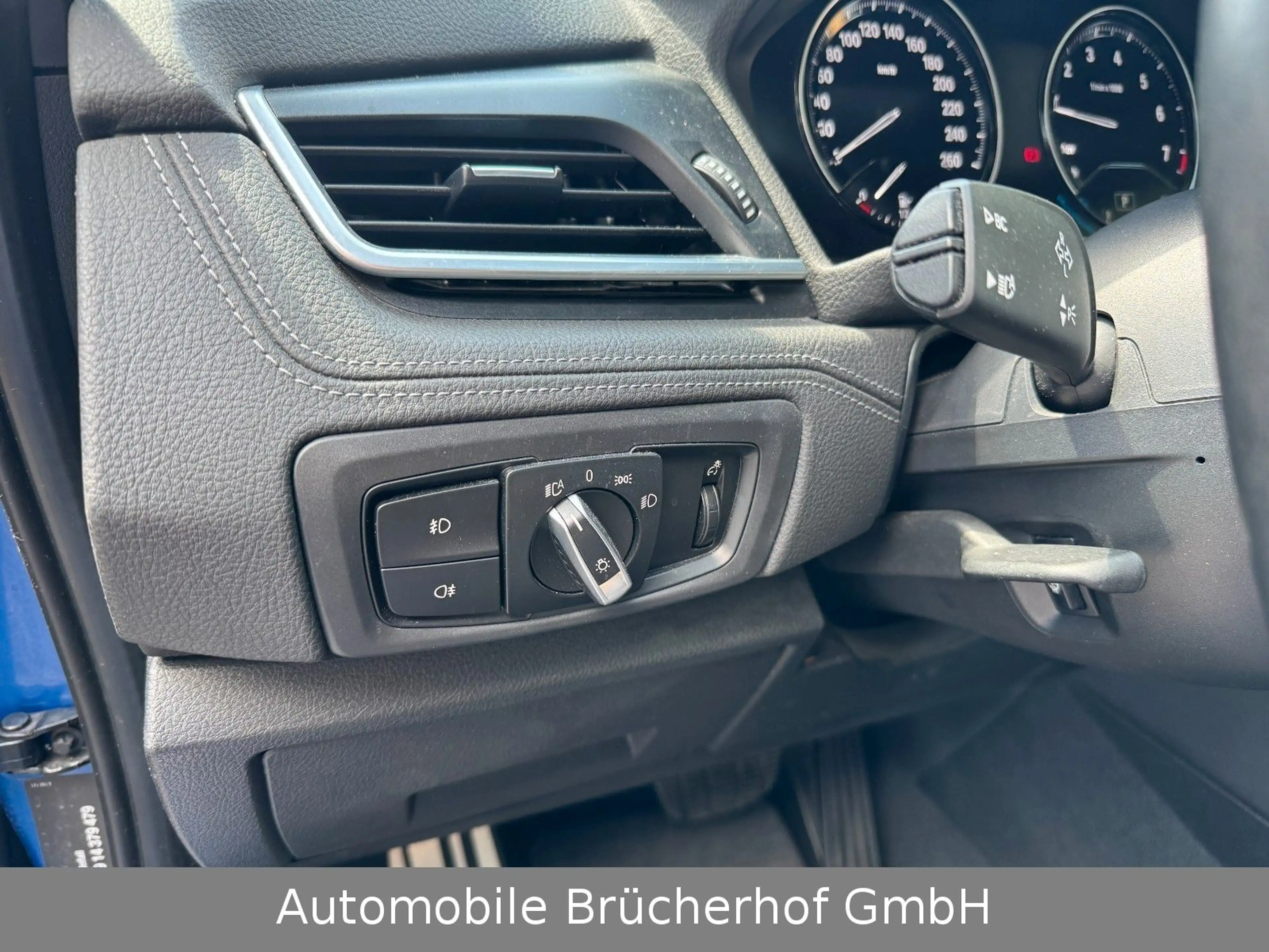 BMW 220 i Gran Tourer M Sport LED/Kam/HUD/AHK/NaviPro — photo 13