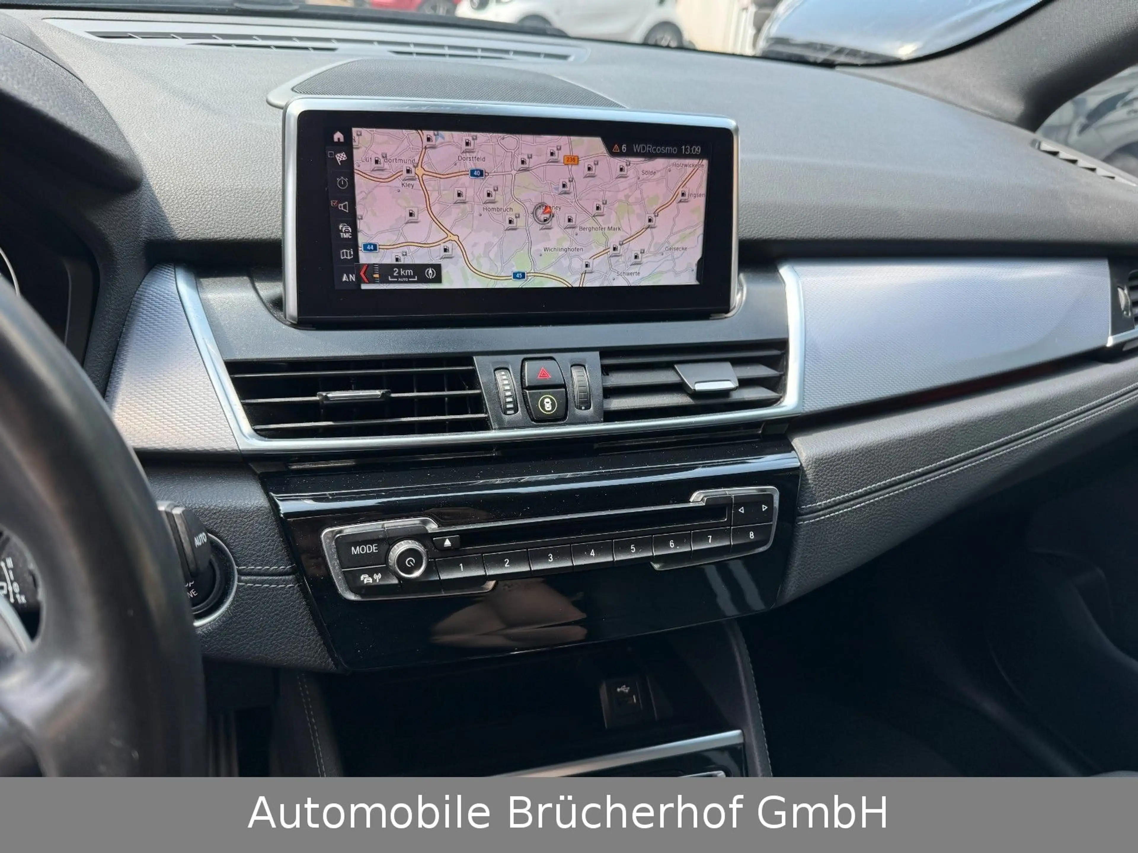 BMW 220 i Gran Tourer M Sport LED/Kam/HUD/AHK/NaviPro — photo 15