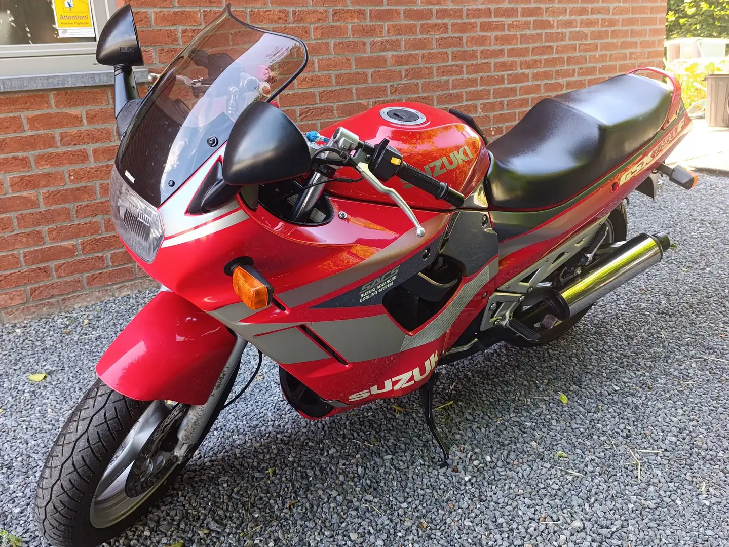 Suzuki GSX 750 GSX750F Rouge - 2