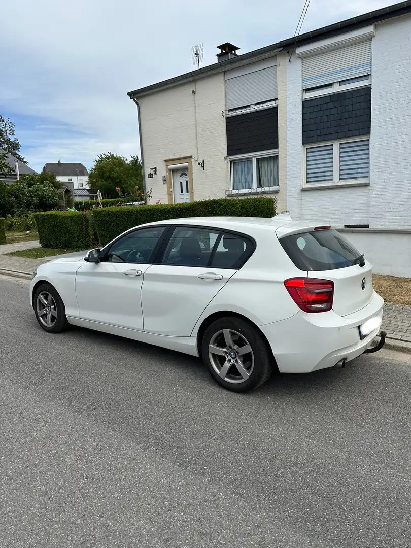 BMW 114 114i - 2