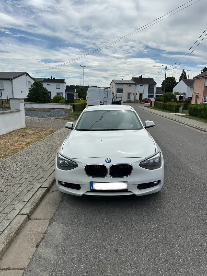 BMW 114 114i - 1
