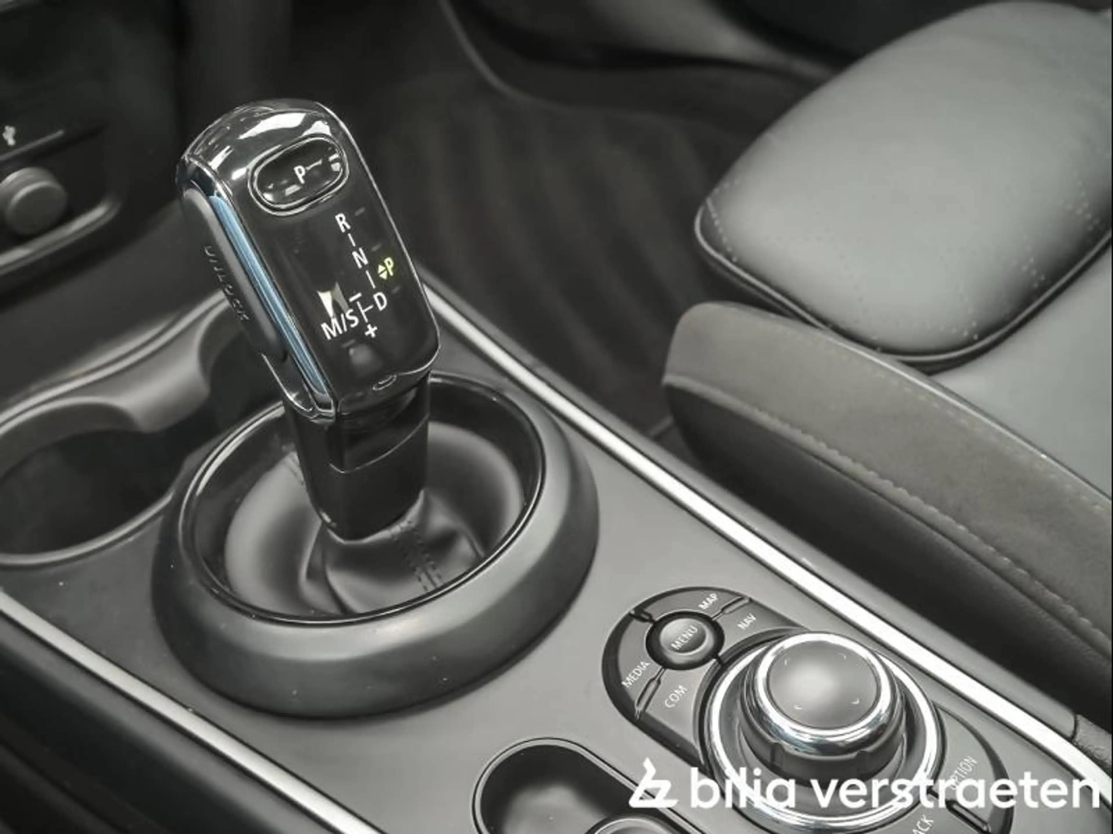MINI Cooper Countryman Younique - PANO - TRKHK - ACC - MEMORY - PARKASSIS — photo 11