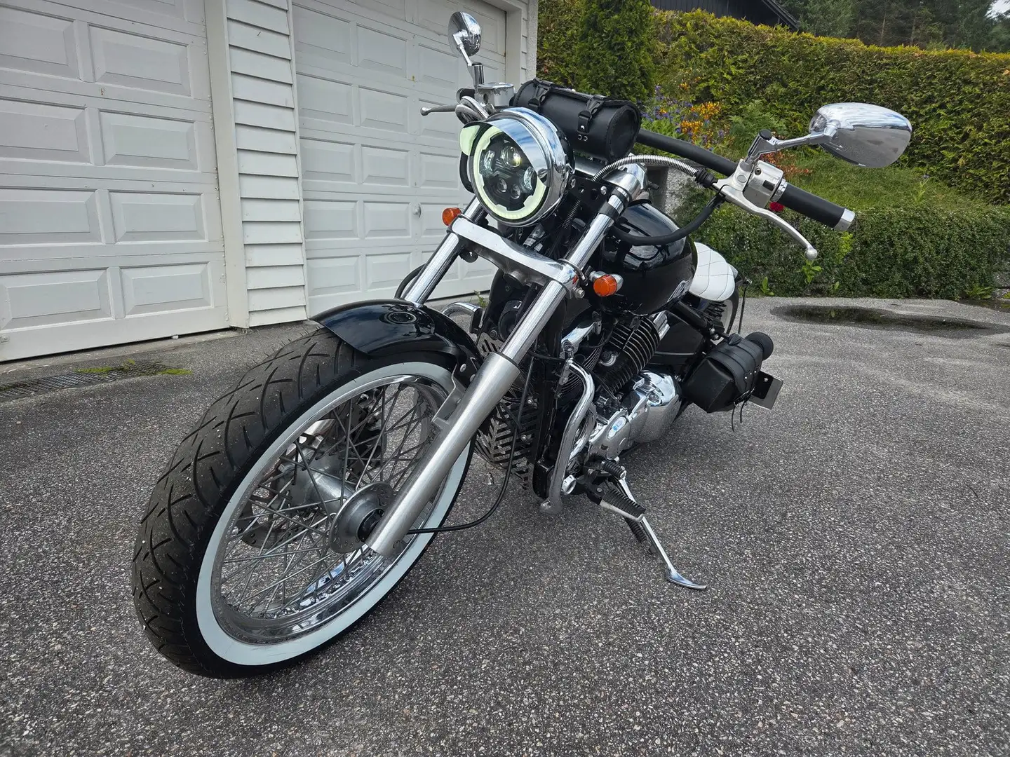 Yamaha XVS 650 Dragstar Noir - 1