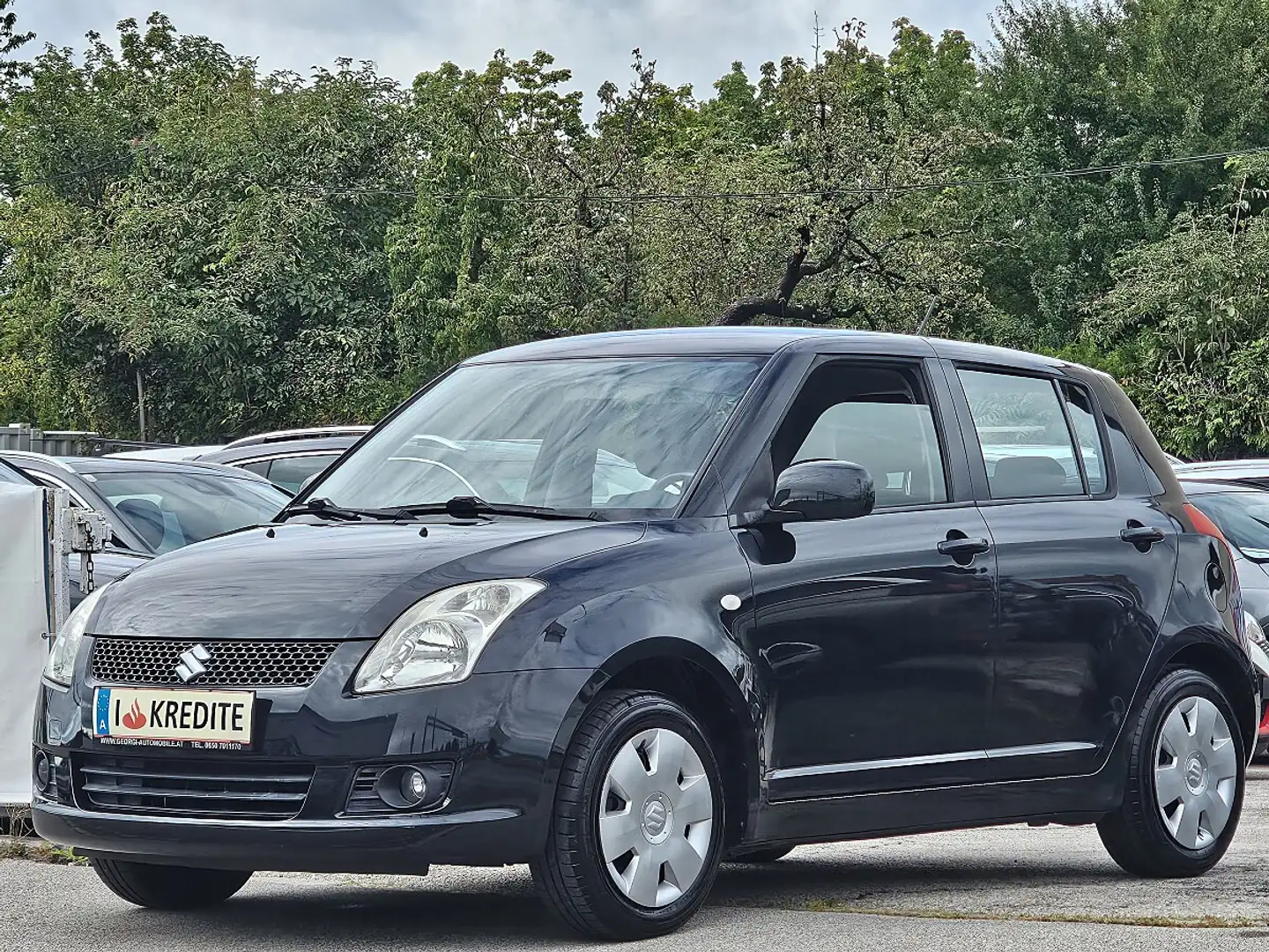 Suzuki Swift 1,3 GL-A SMC Special 1-Hand Pickerl+Service-OK Schwarz - 2