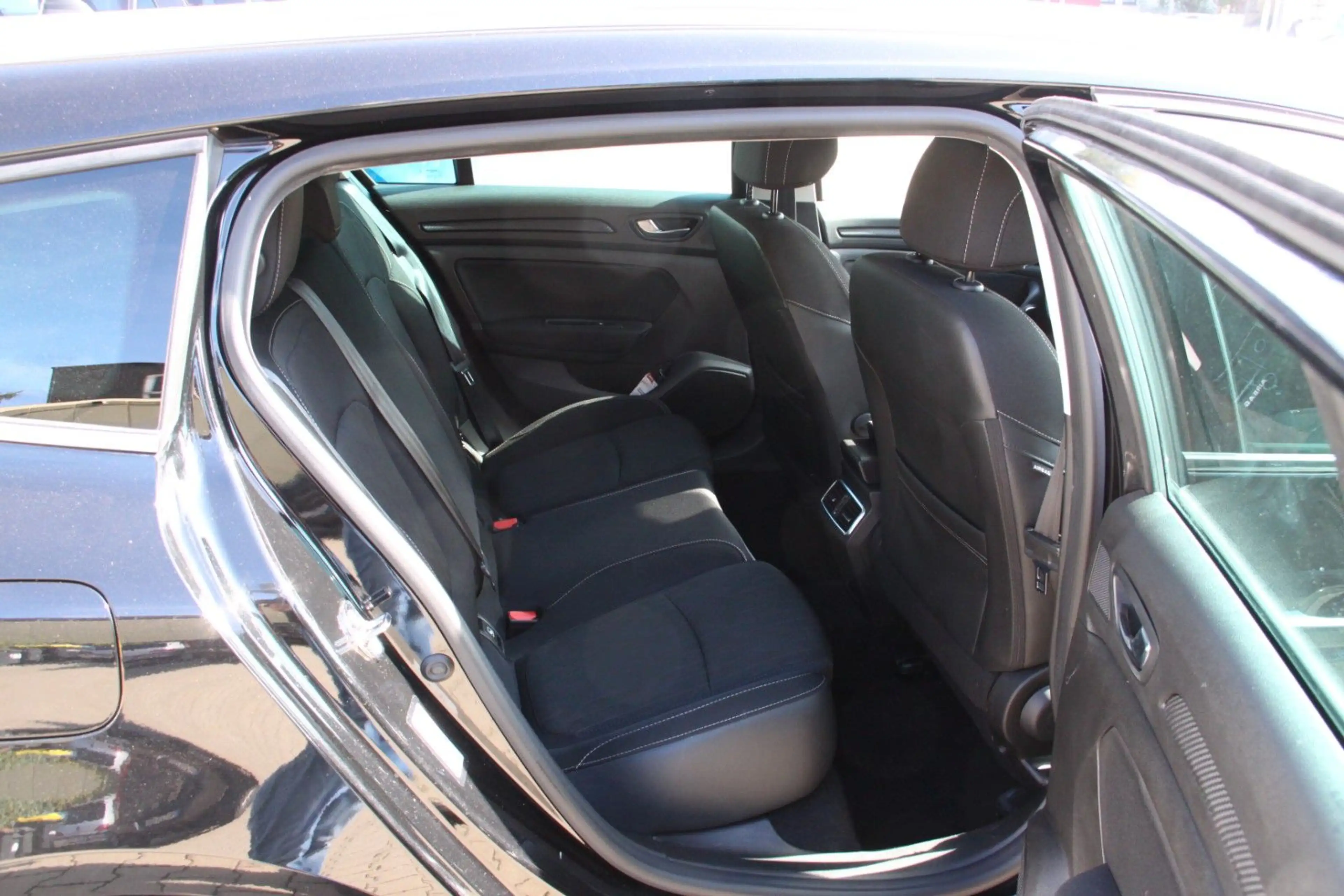Renault Megane Renault Megane TCe 140 | Navi | Kamera | SHZ — photo 11