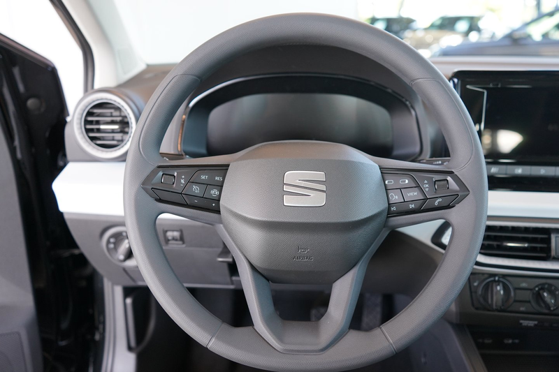 SEAT Ibiza Reference Edition 1.0 80PS — photo 6
