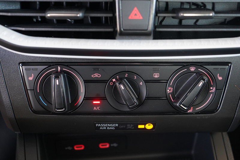 SEAT Ibiza Reference Edition 1.0 80PS — photo 7