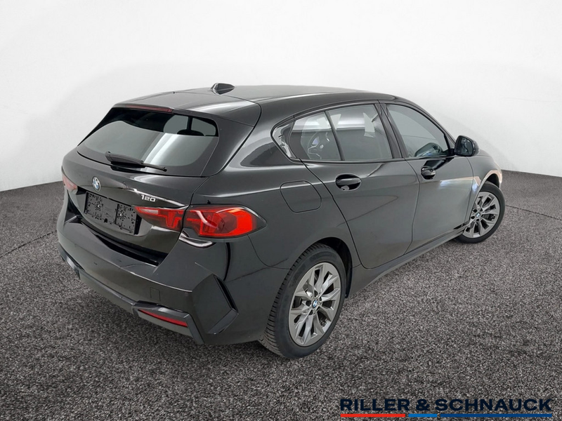 BMW 120 i LED+NAVI+KAM+SHZG — photo 2