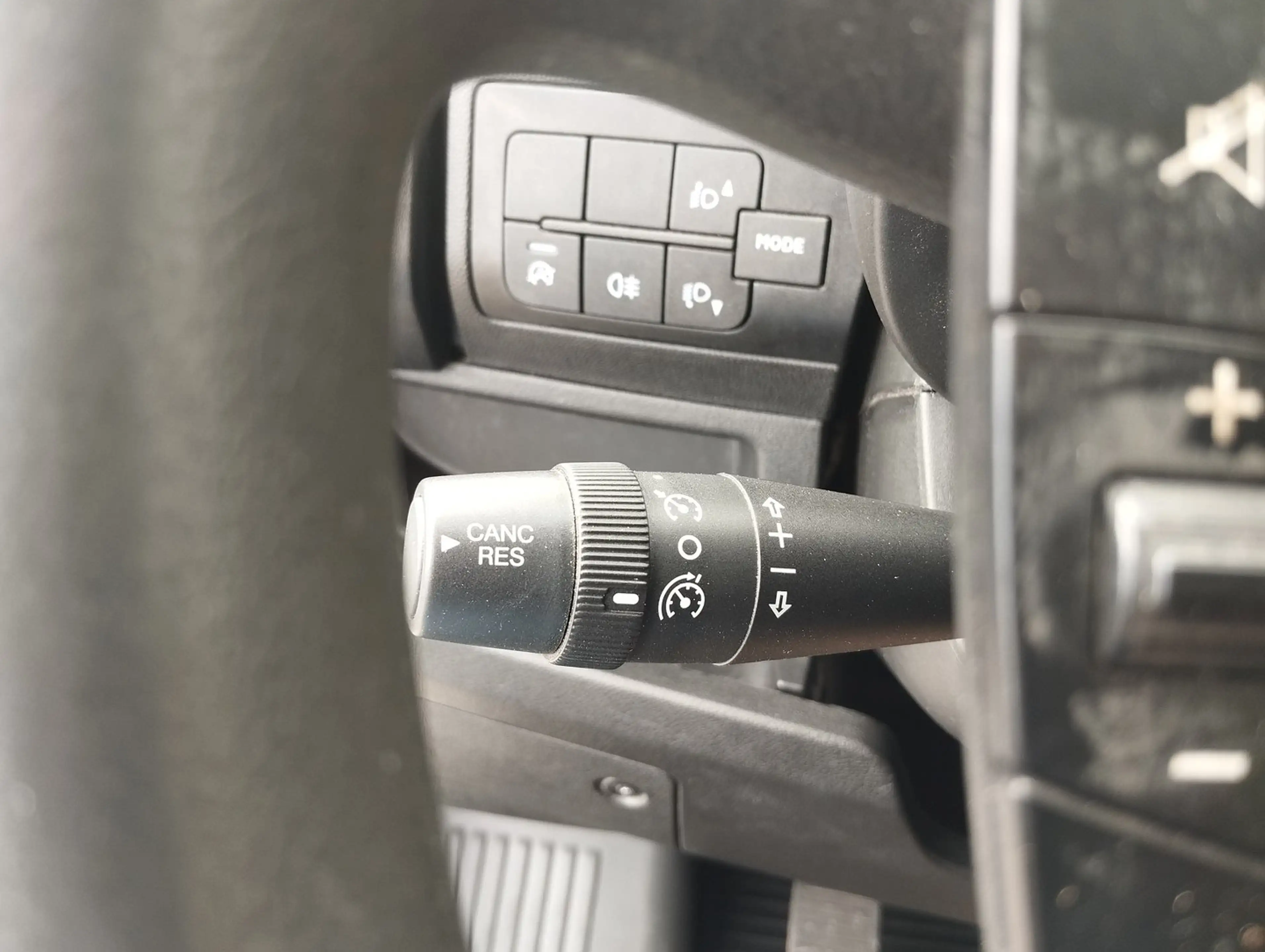 Peugeot Boxer Kasten Hochraum 435 L3H2 Premium BlueHDi 140 — photo 14