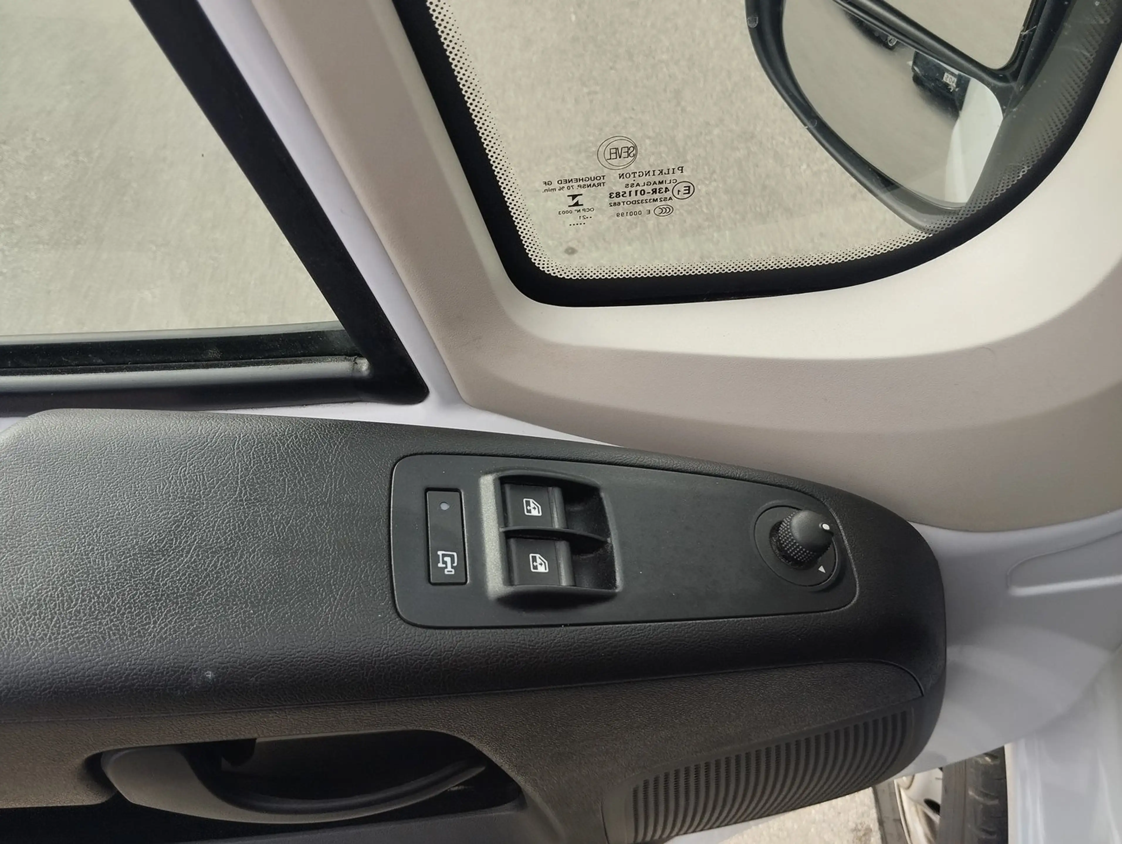 Peugeot Boxer Kasten Hochraum 435 L3H2 Premium BlueHDi 140 — photo 10