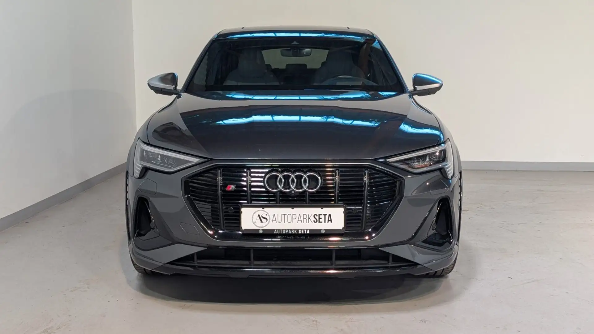 Audi e-tron S-Line qu. 370kW NACHT*HUD*PANO*B&O*360° Grau - 2
