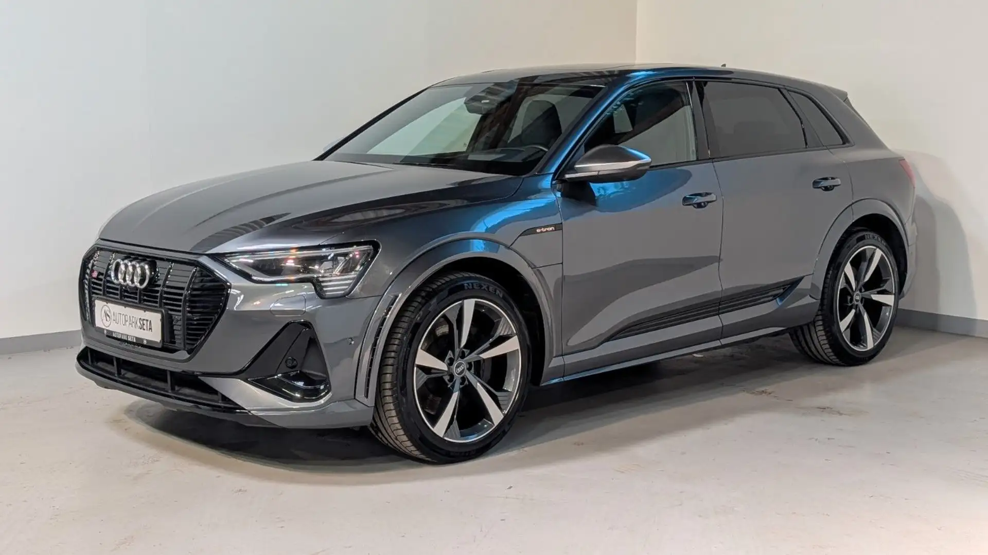 Audi e-tron S-Line qu. 370kW NACHT*HUD*PANO*B&O*360° Grau - 1
