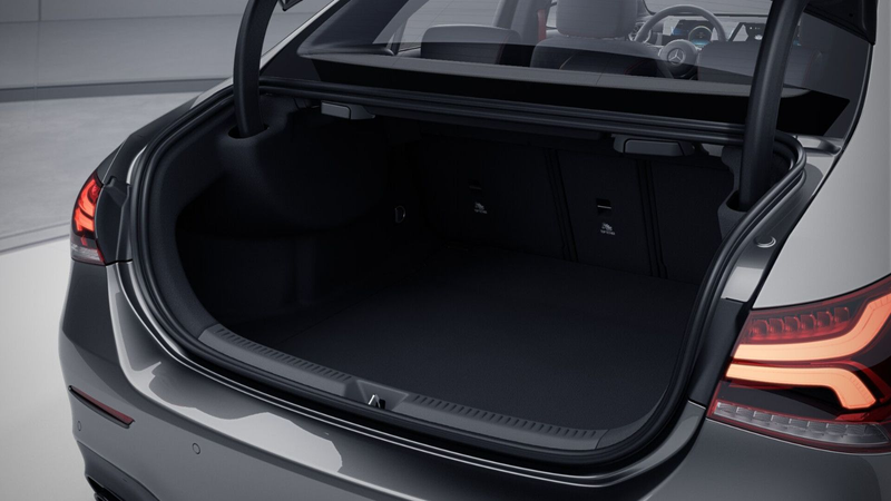 Mercedes-Benz A 35 AMG 4M Coupé #NIGHT-PAKET #1HAND #NUR 45TKM — photo 9