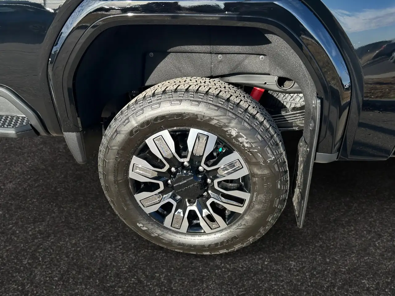 GMC Sierra 2500HD снимка GMC Sierra 2500HD